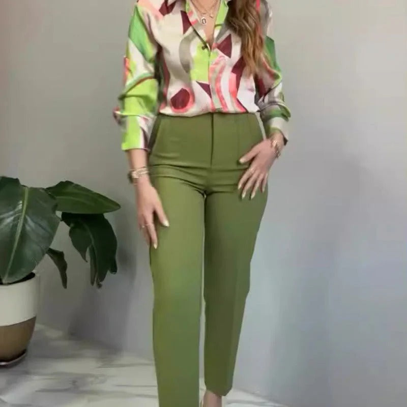 Zweiteiler für Damen: Hemd & Hose mit Print