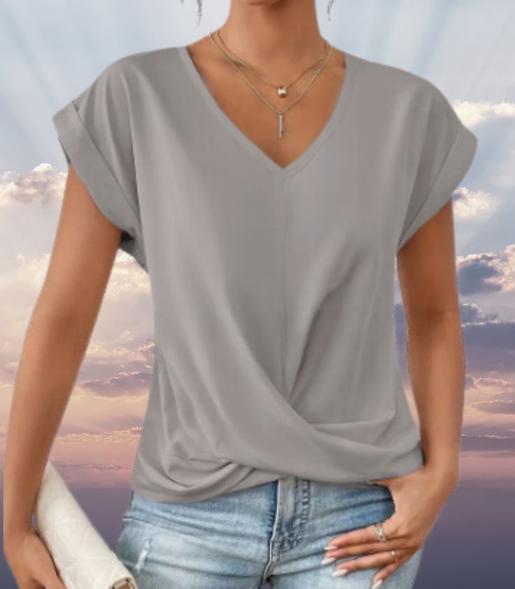 Ariane | Chemise douce à col en V et à manches courtes