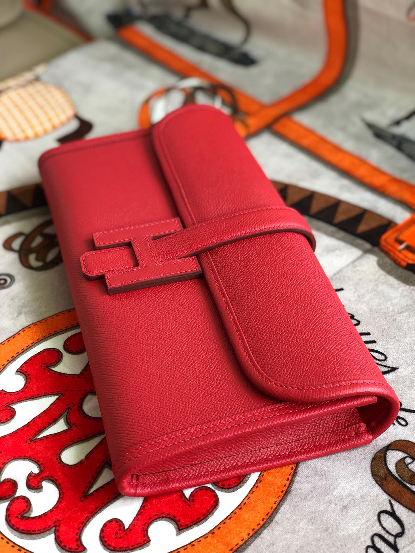 HM Jige 29 Red Epsom 229079