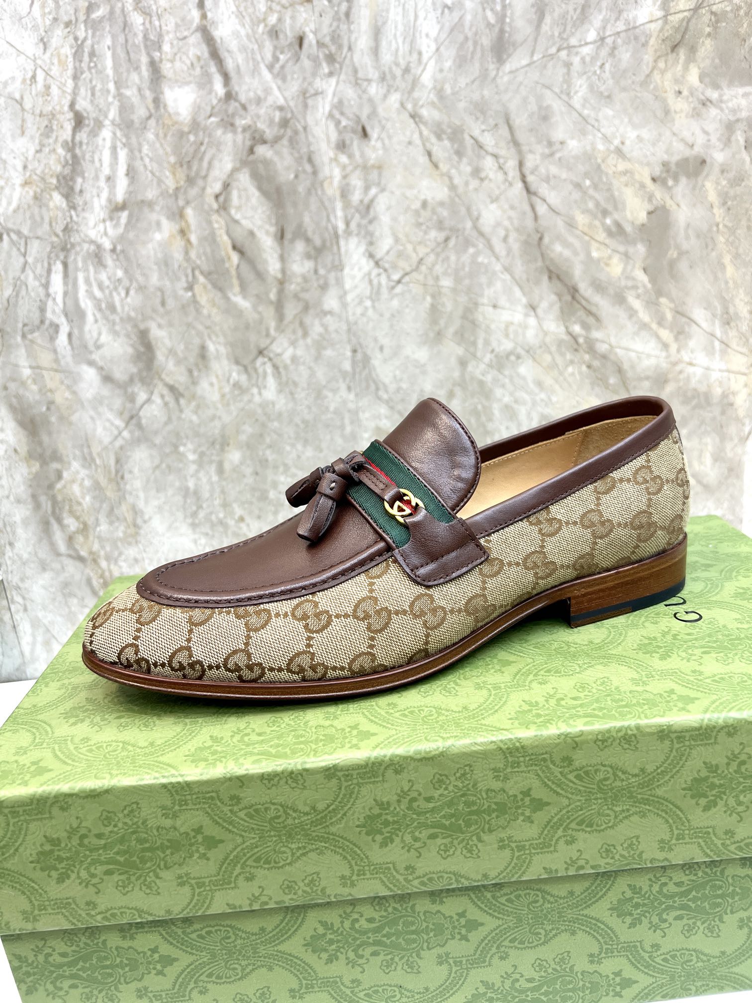 GG Men's Tassel Loafer Brown Cowhide Canvas 548740