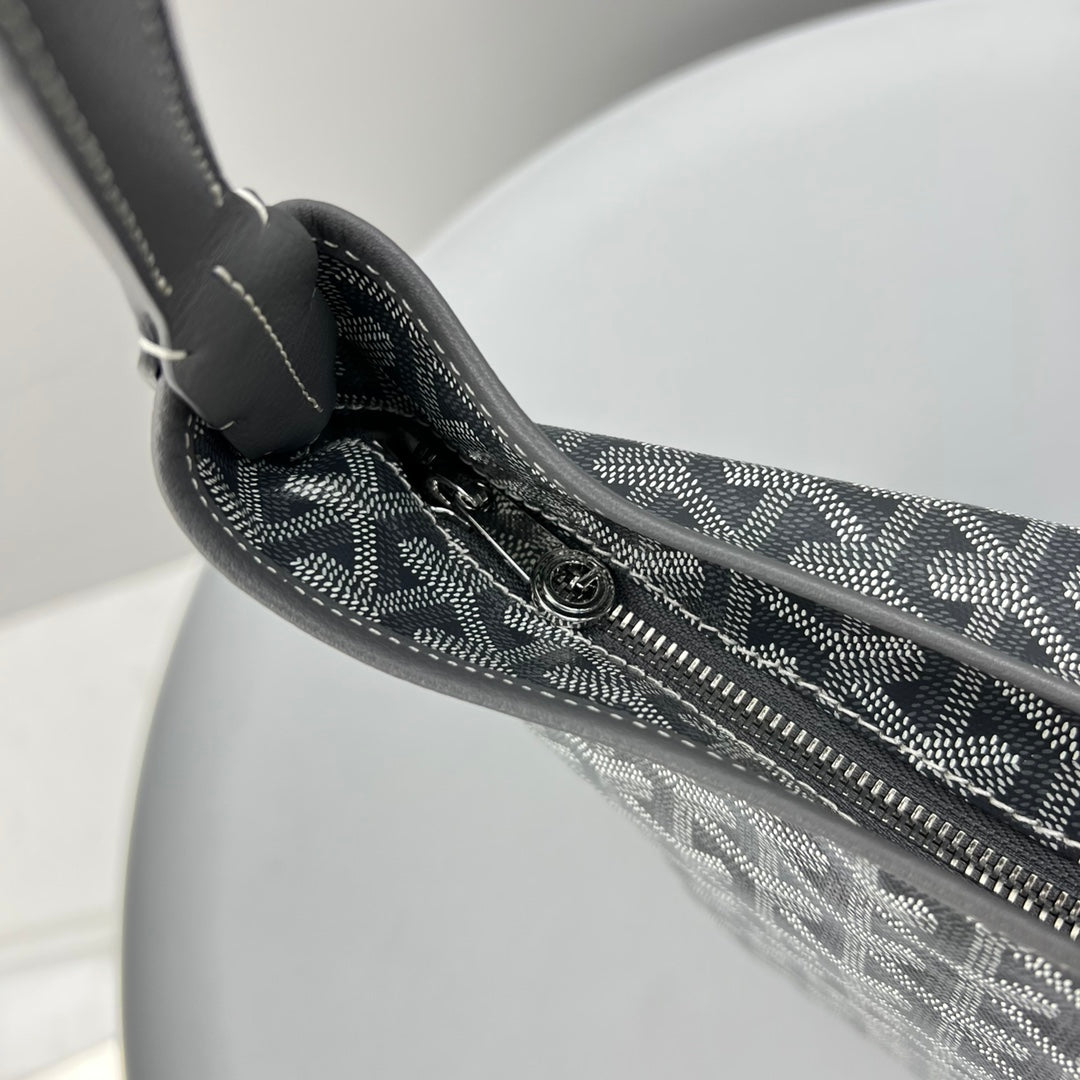 HOBO BOHÃˆME 34 IN GREY GOYARDINE CANVAS AND CALFSKIN