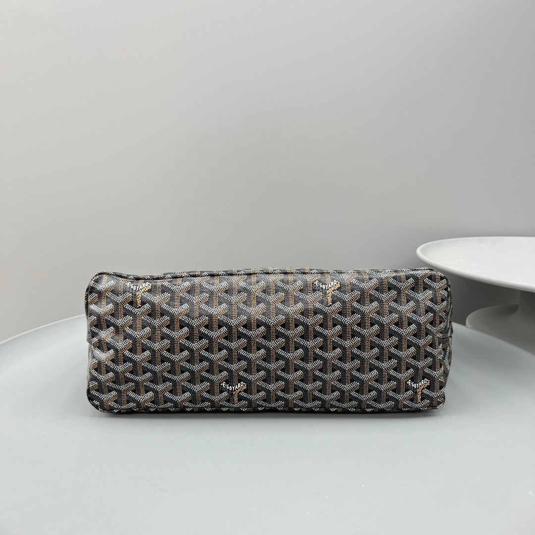HOBO BOHÃˆME 34 IN BROWN GOYARDINE CANVAS AND CALFSKIN