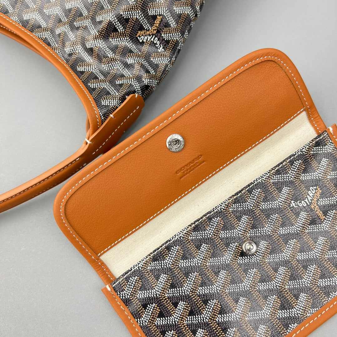 HOBO BOHÃˆME 34 IN BROWN GOYARDINE CANVAS AND CALFSKIN