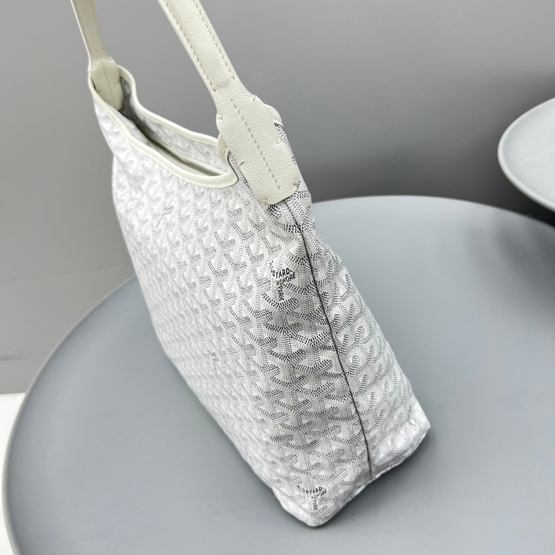 HOBO BOHÃˆME 34 IN WHITE GOYARDINE CANVAS AND CALFSKIN