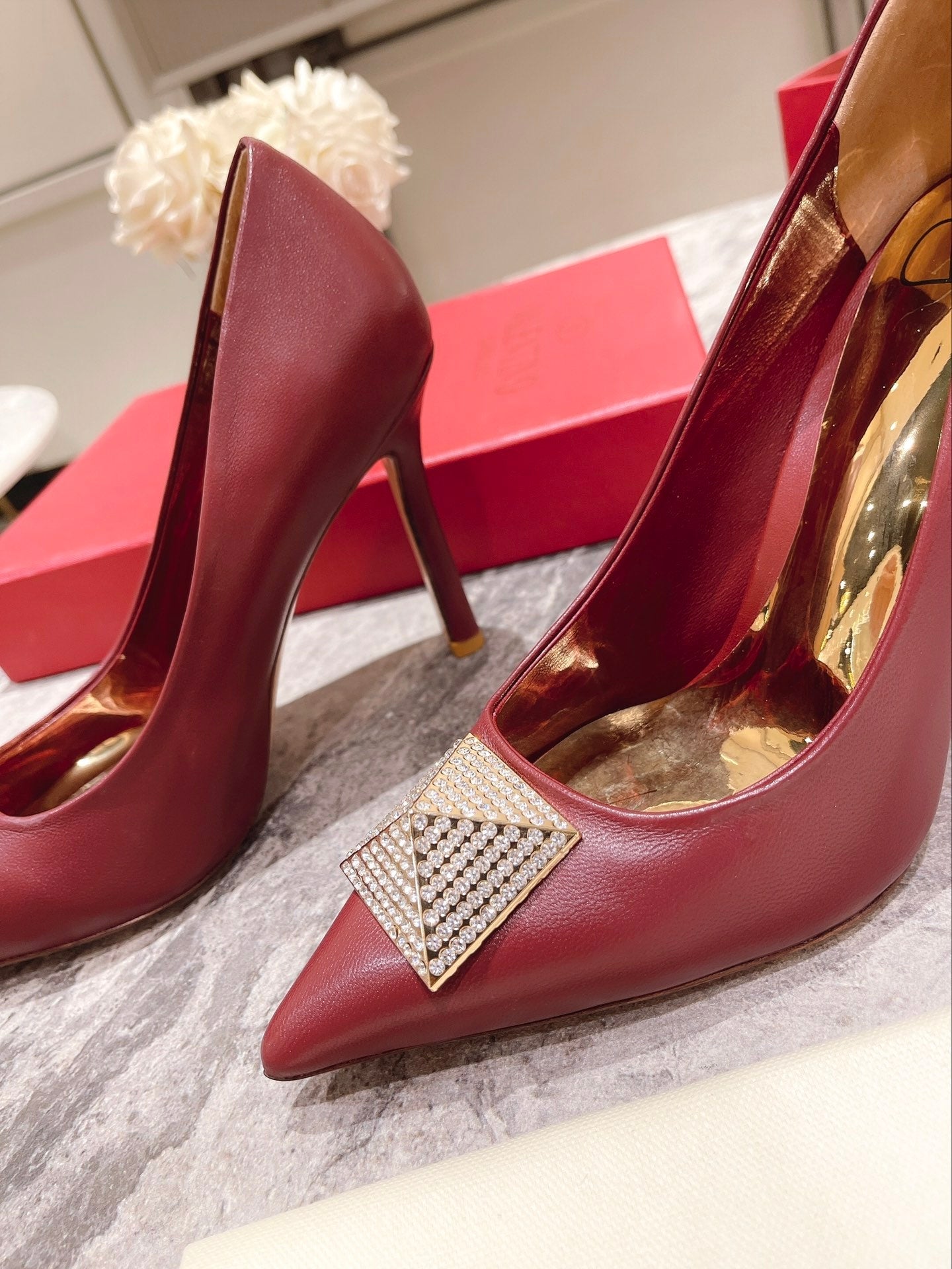 VT 25 Toe Pumps Diamond Red Sheepskin 340213