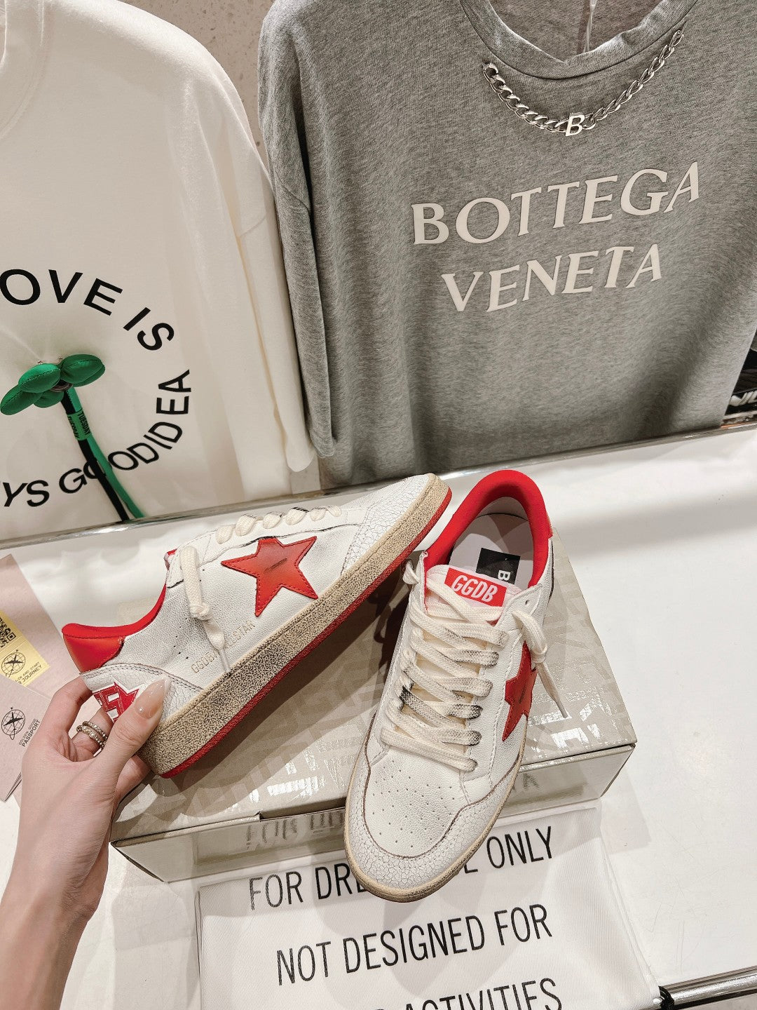 Golden Goose 2026 Deluxe Brand White Red Cowhide 429784