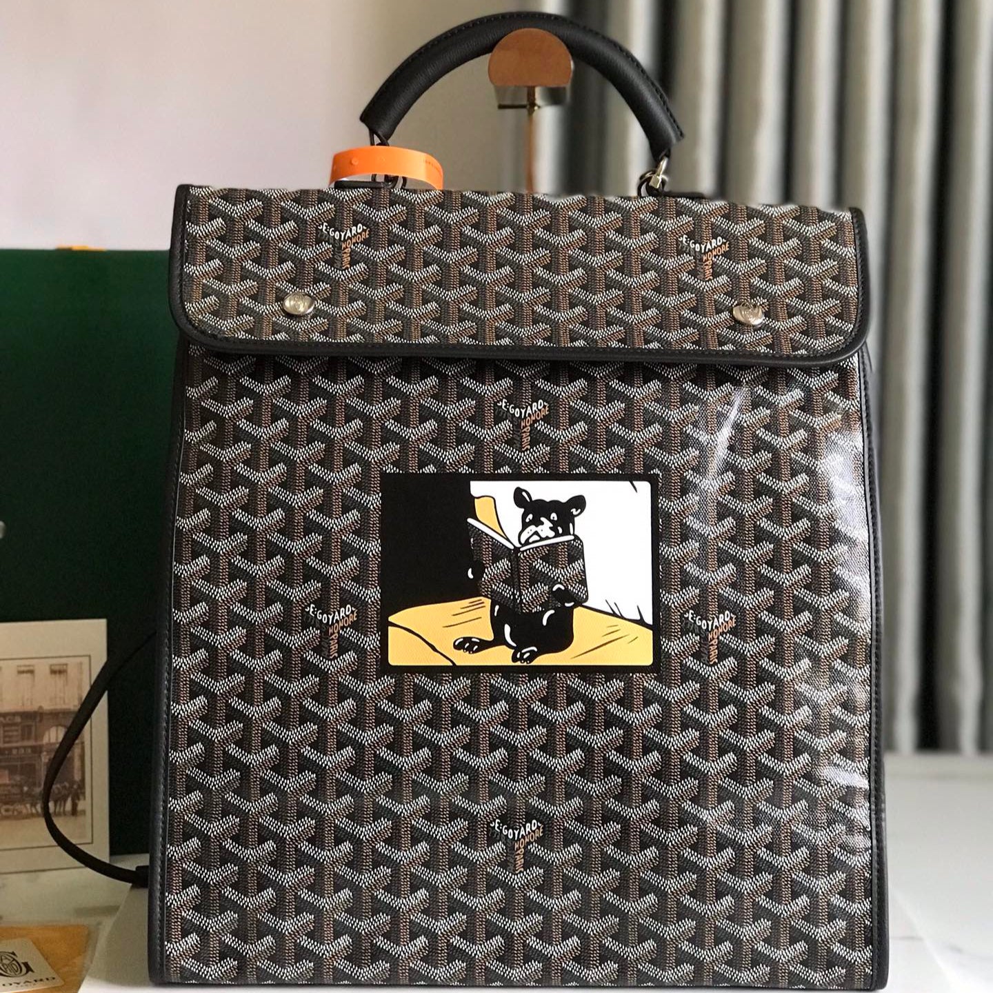 SAINT LÃ‰GER BACKPACK 35 IN BROWN MIX BALCK GOYARDINE CANVAS AND CALFSKIN WITH CARTOON PATCH