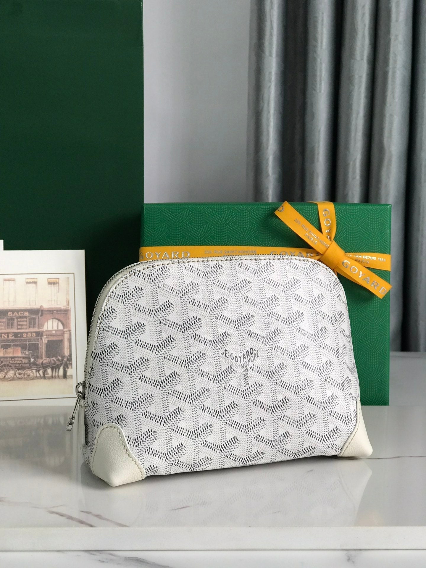 VENDÃ”ME COSMETIC POUCH 17 IN WHITE GOYARDINE CANVAS AND CALFSKIN TRIM