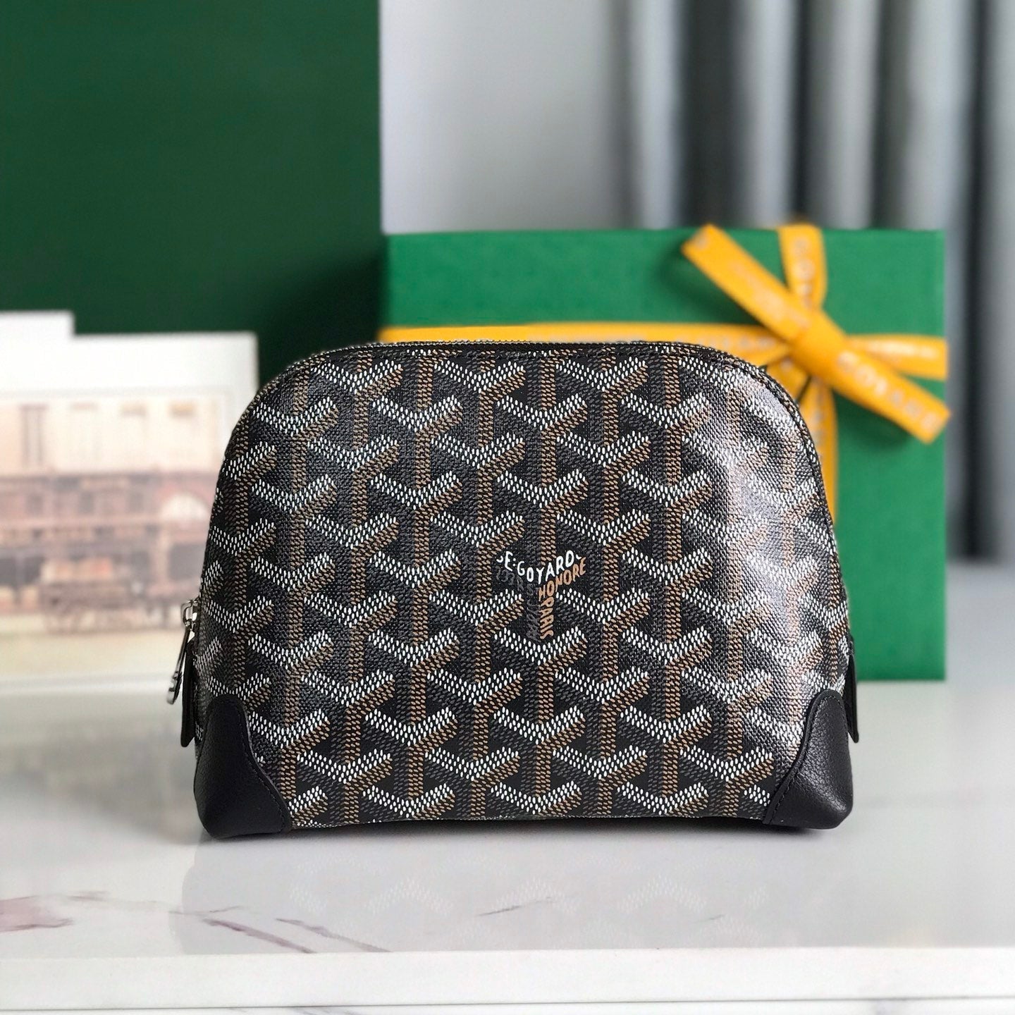 VENDÃ”ME COSMETIC POUCH 17 IN BLACK GOYARDINE CANVAS AND CALFSKIN TRIM