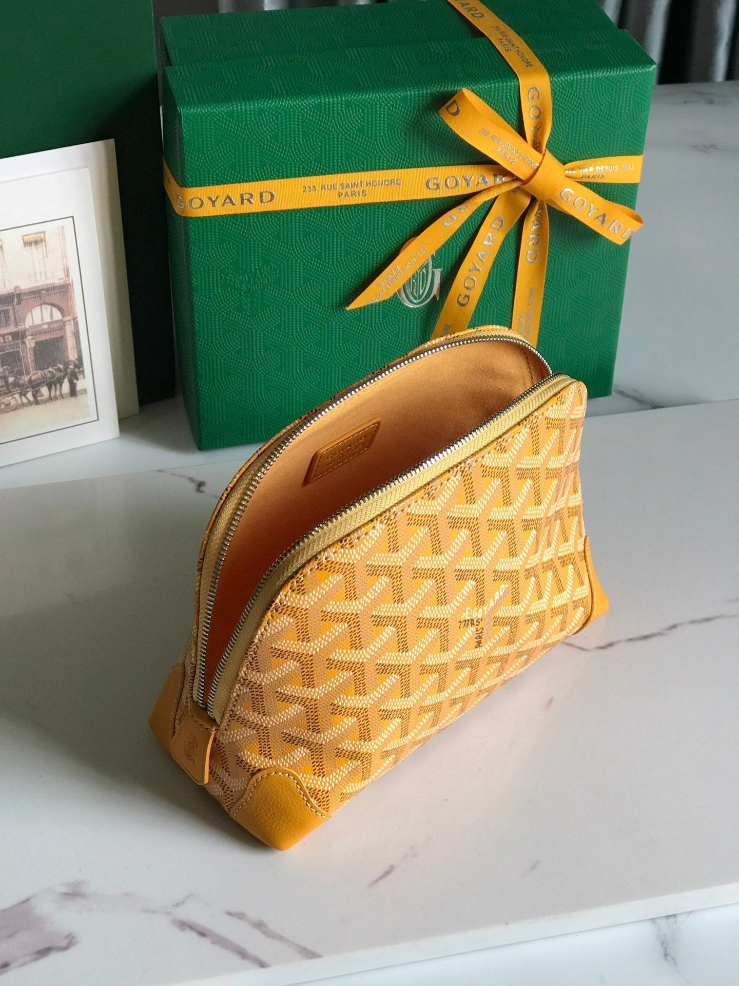 VENDÃ”ME COSMETIC POUCH 17 IN YELLOW GOYARDINE CANVAS AND CALFSKIN TRIM