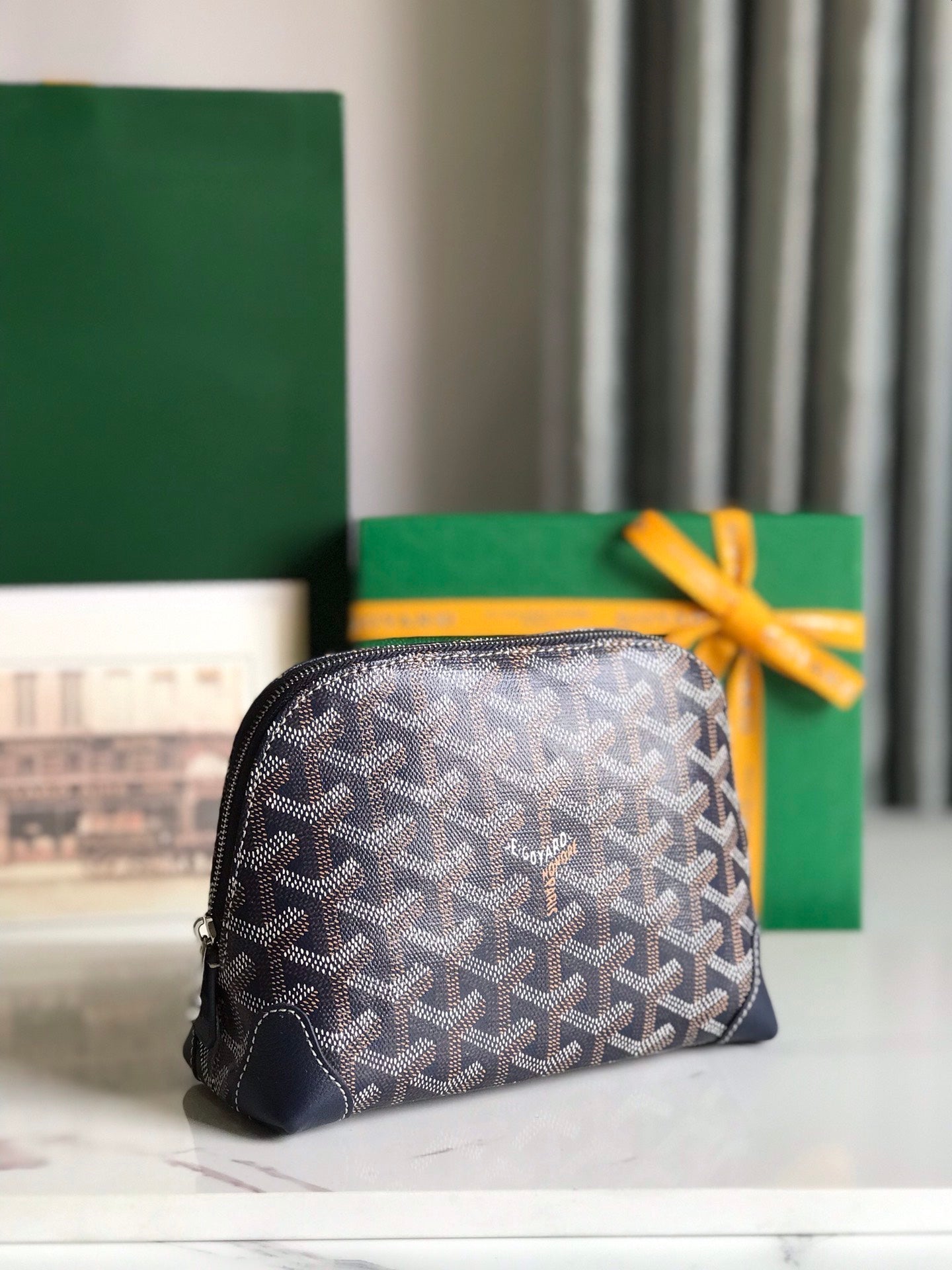 VENDÃ”ME COSMETIC POUCH 17 IN NAVY BLUE GOYARDINE CANVAS AND CALFSKIN TRIM