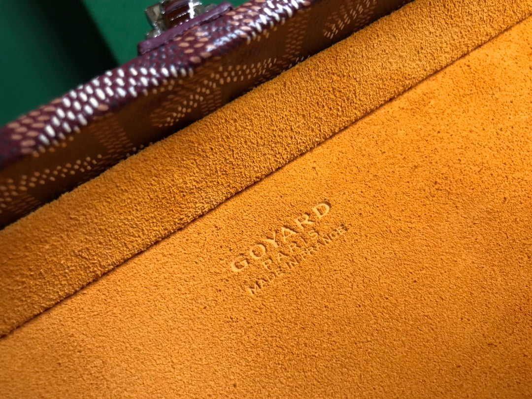 GRAND HÃ”TEL TRUNK BAG 24 IN BURGUNDY RED GOYARDINE CANVAS AND CALFSKIN