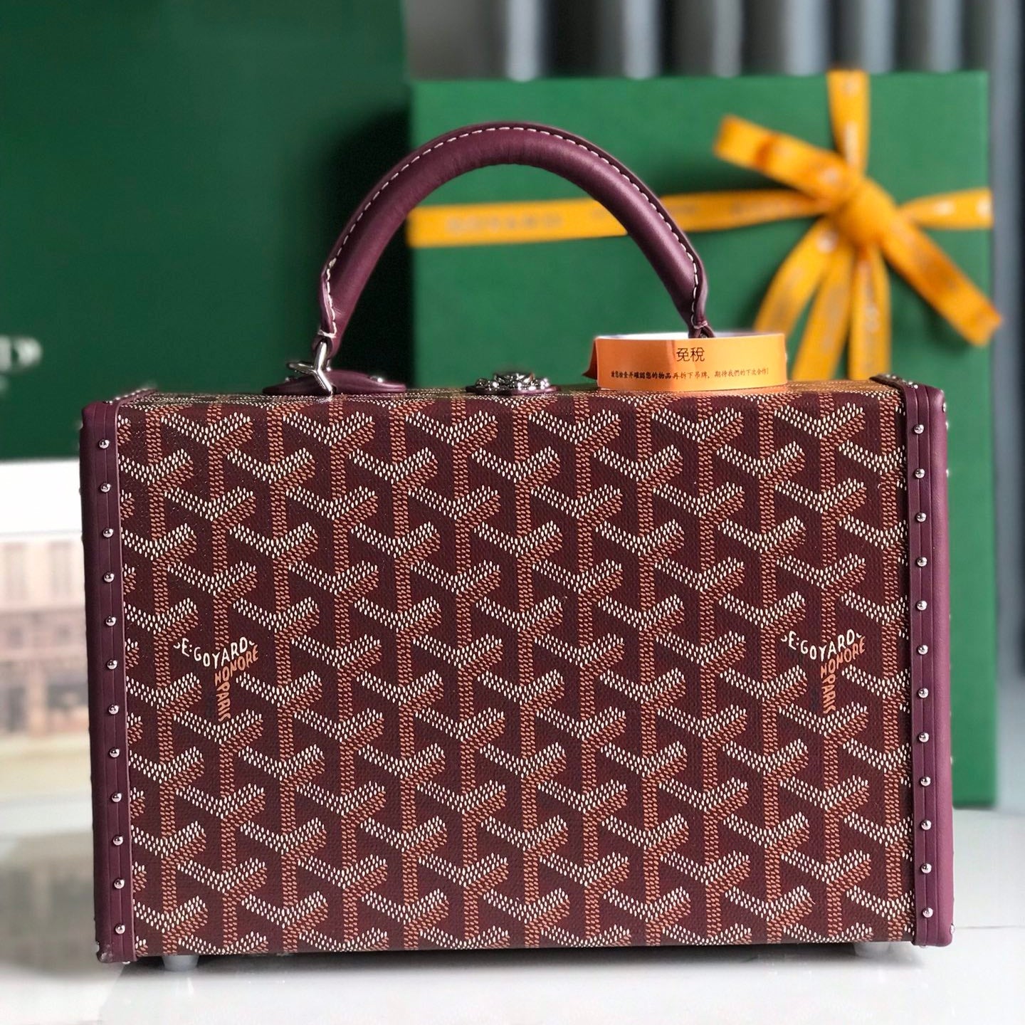 GRAND HÃ”TEL TRUNK BAG 24 IN BURGUNDY RED GOYARDINE CANVAS AND CALFSKIN