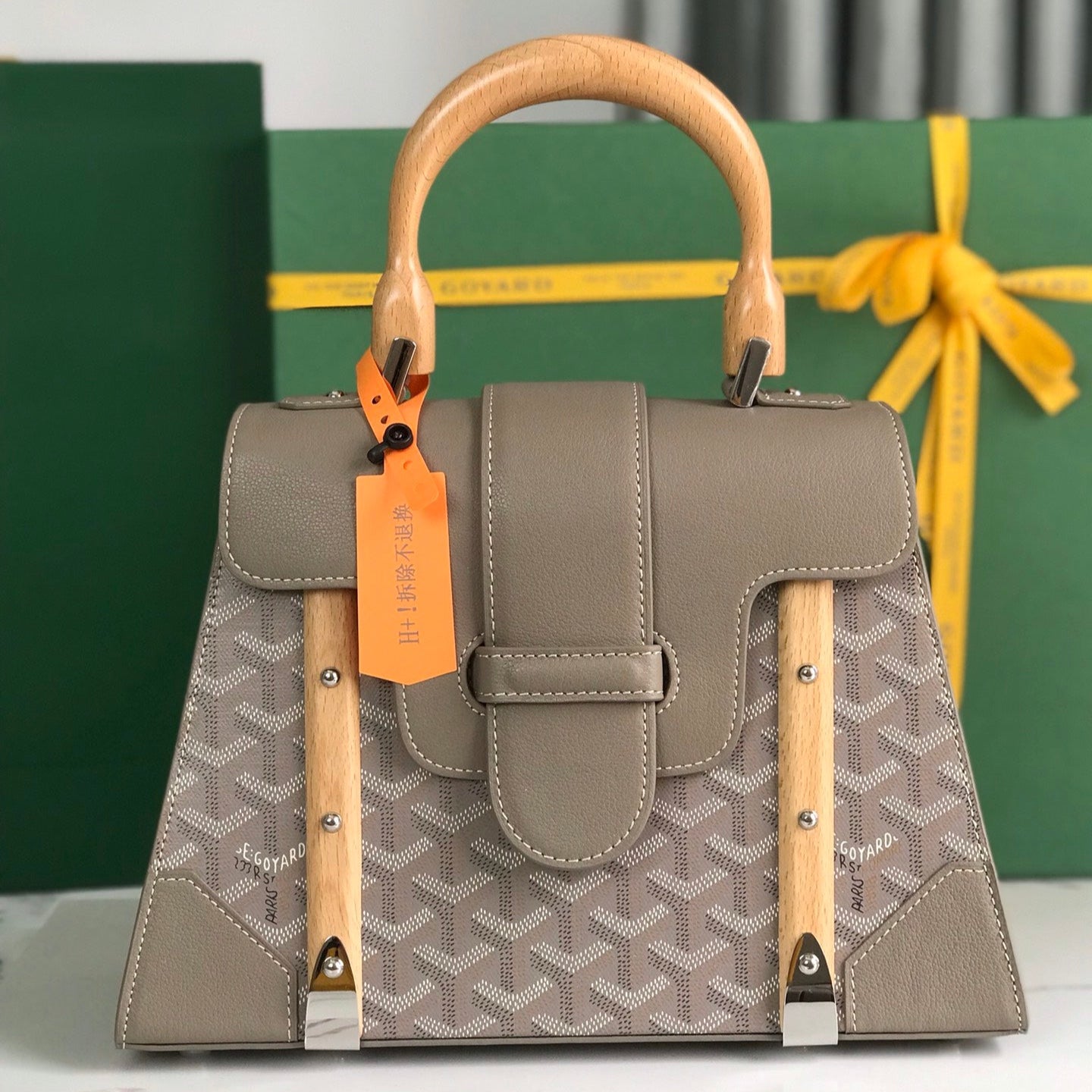 SAÃGON PM BAG 28 IN GREY GOYARDINE CANVAS AND CALFSKIN
