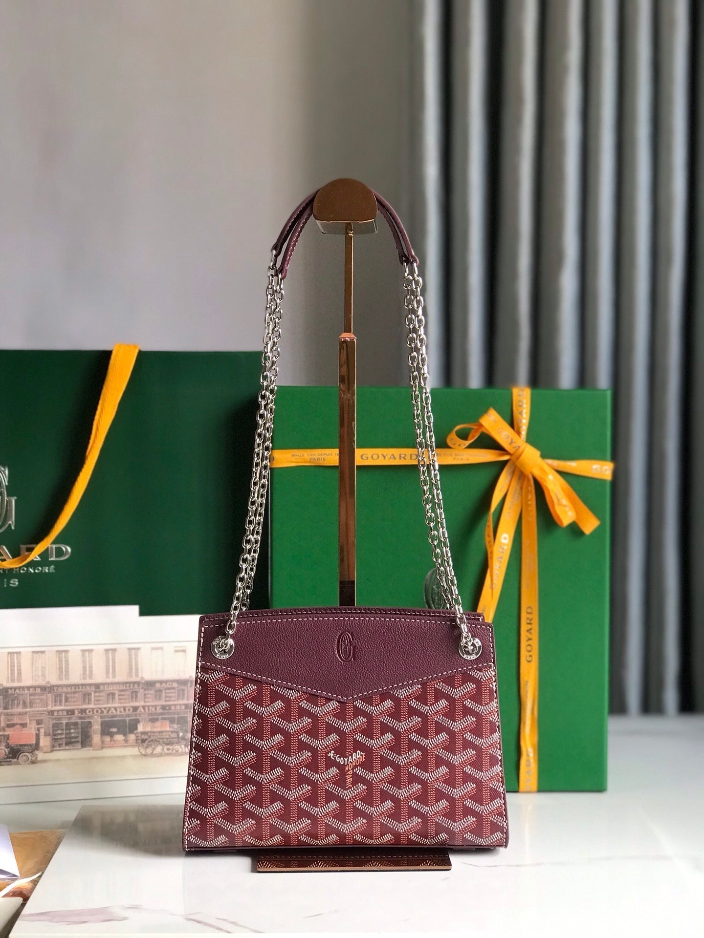ROUETTE STRUCTURÃ‰ MINI BAG 21 IN WINE RED GOYARDINE CANVAS AND CALFSKIN