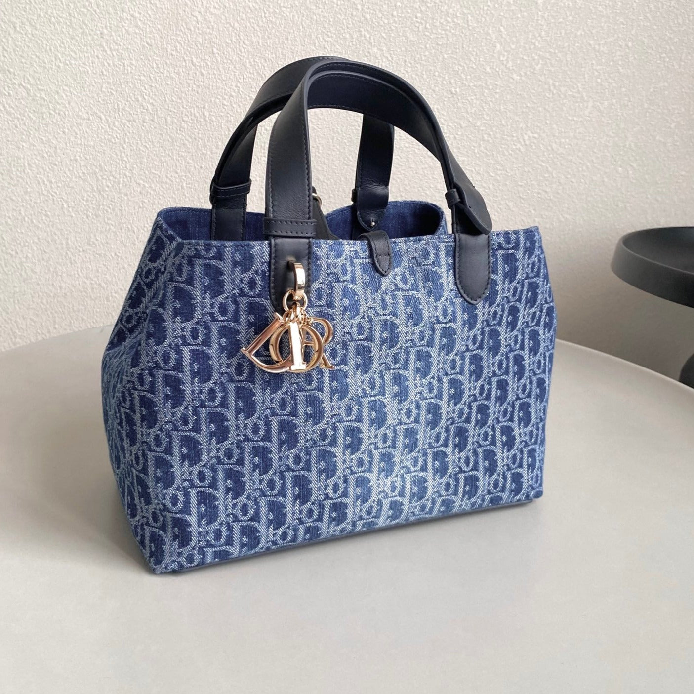 Dior Shoulder Bags