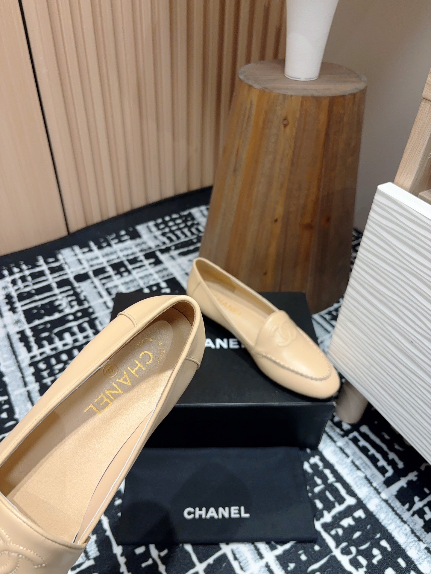 CC Moccasins Beige Lambskin