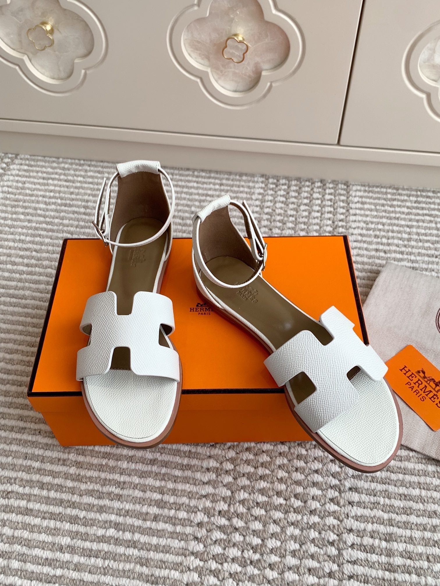 HM Santorini Sandal White Cowhide 291380