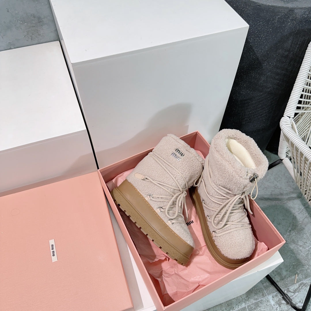 Miumiu 25 Boot Cream Fur Rubber 511265
