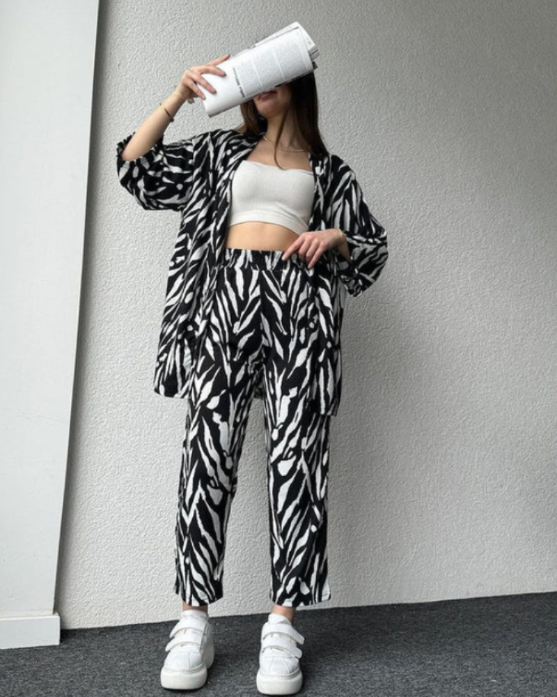 DENIA - Print Oversized Shirt with Pants