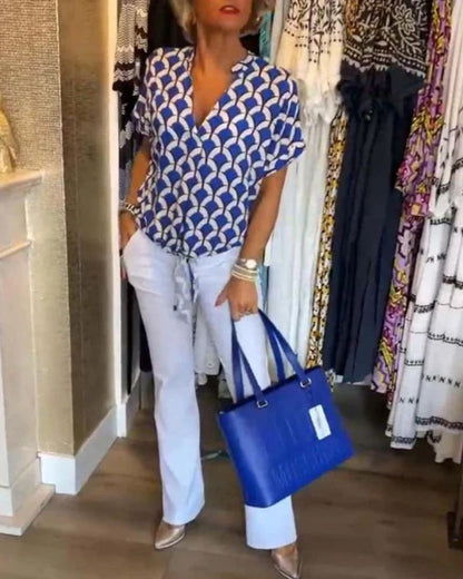 DEANA - CHIC AND COMFORTABLE BLOUSE