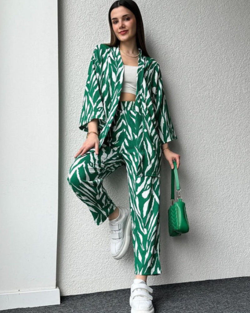 DENIA - Print Oversized Shirt with Pants