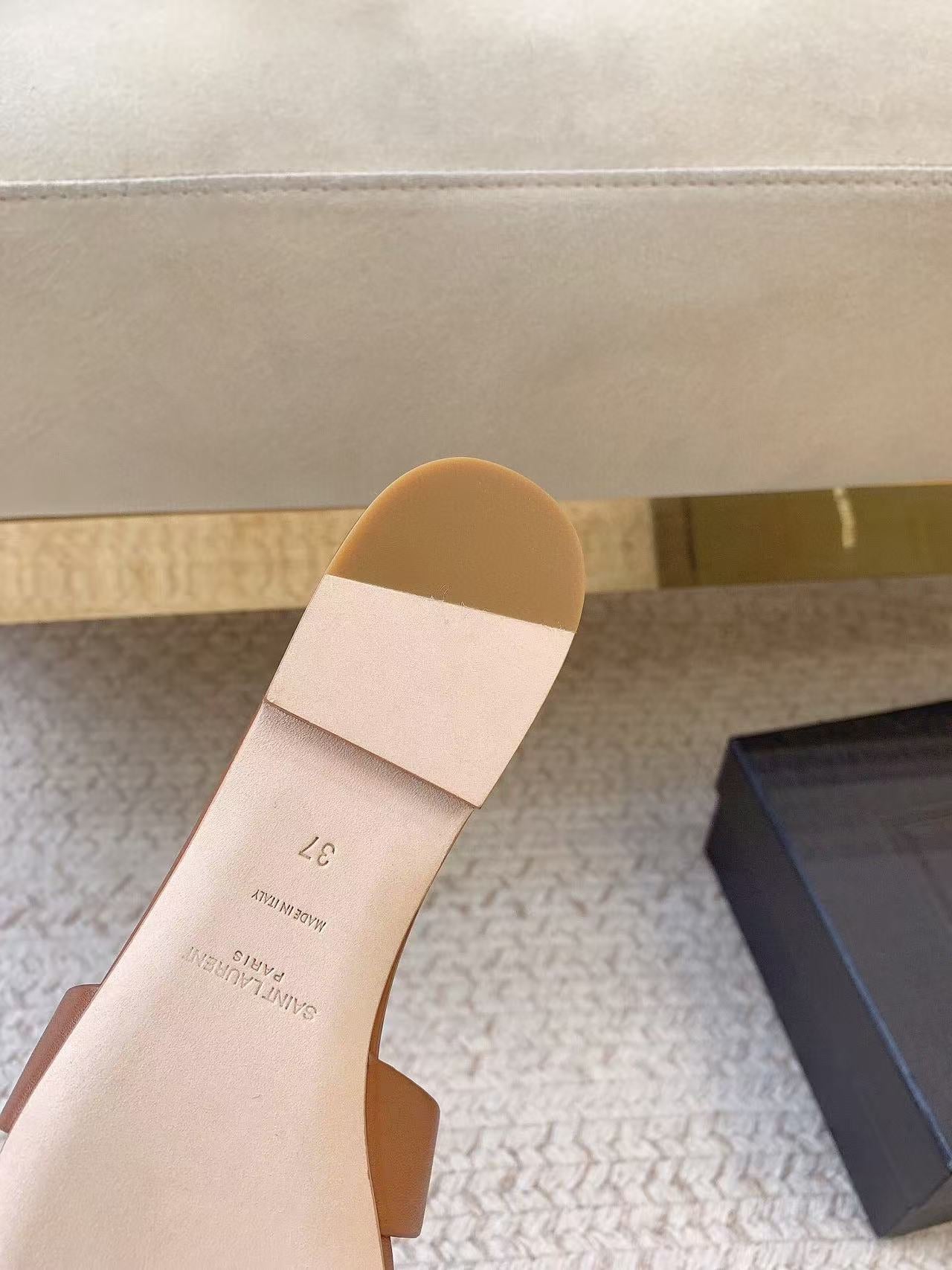 Saint Laurent Tribute Flat Sandals Brown Leather
