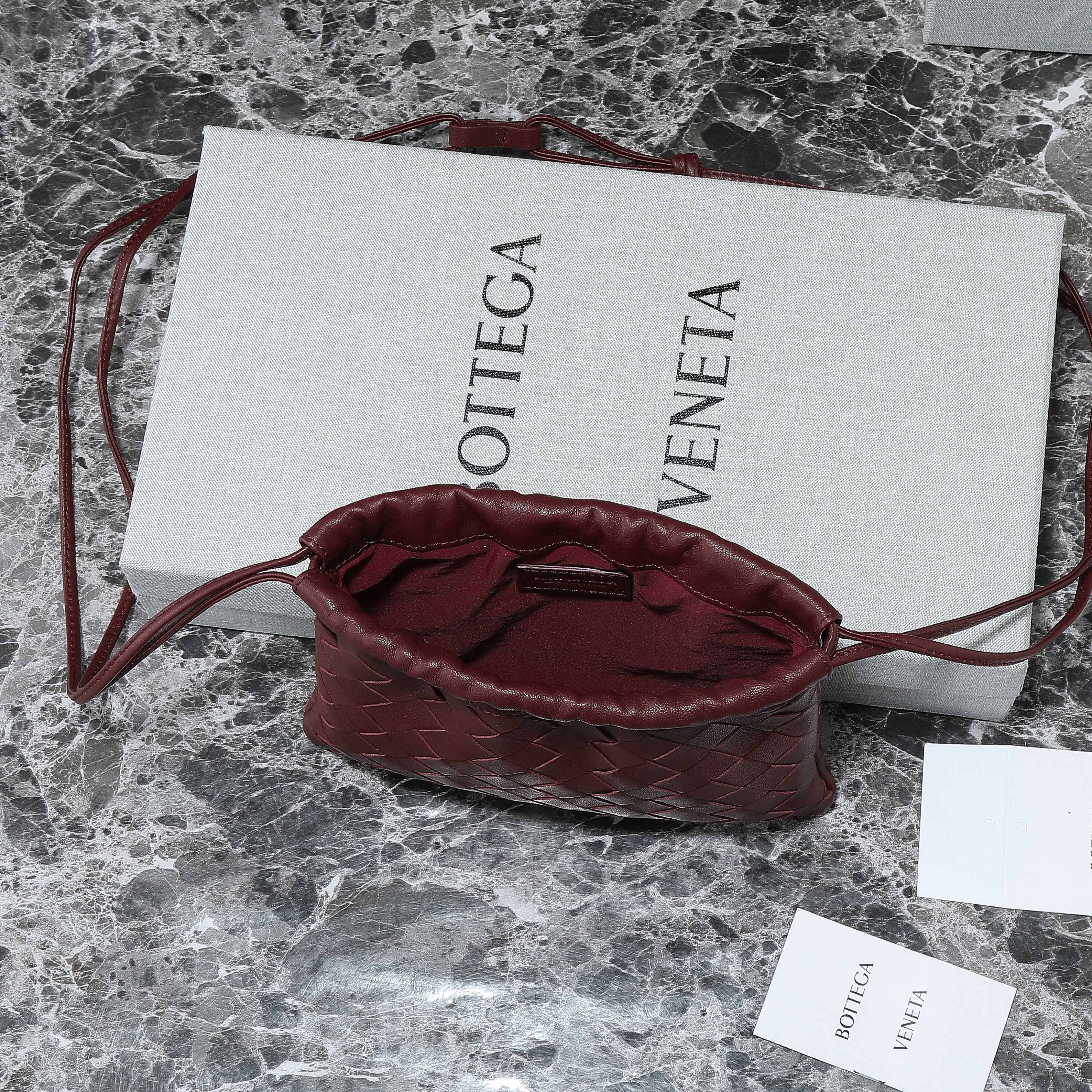 Bottega Veneta 2025 Dustbag Burgundy Calf Leather