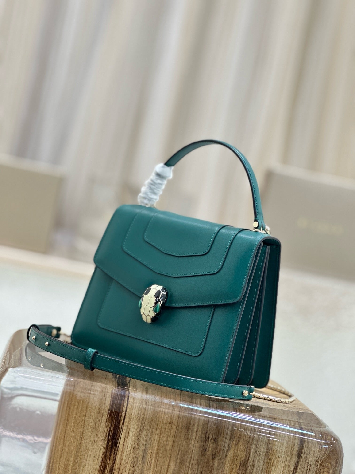 Bvlgari 2025 Serpenti Forever Bag 18cm Emerald Green Calfskin