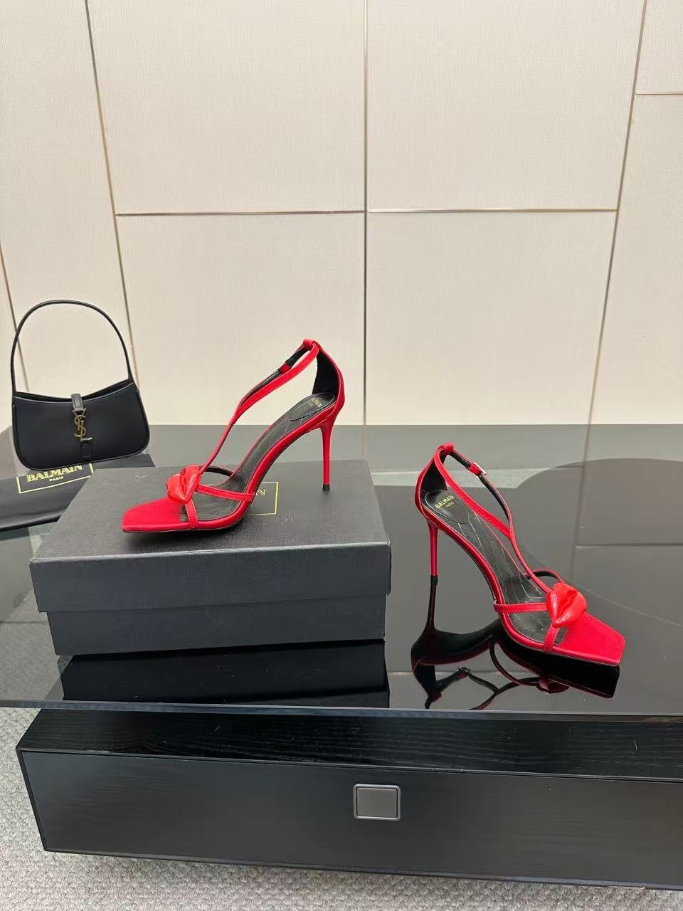 Balmain Lips 105MM Sandals Red Leather