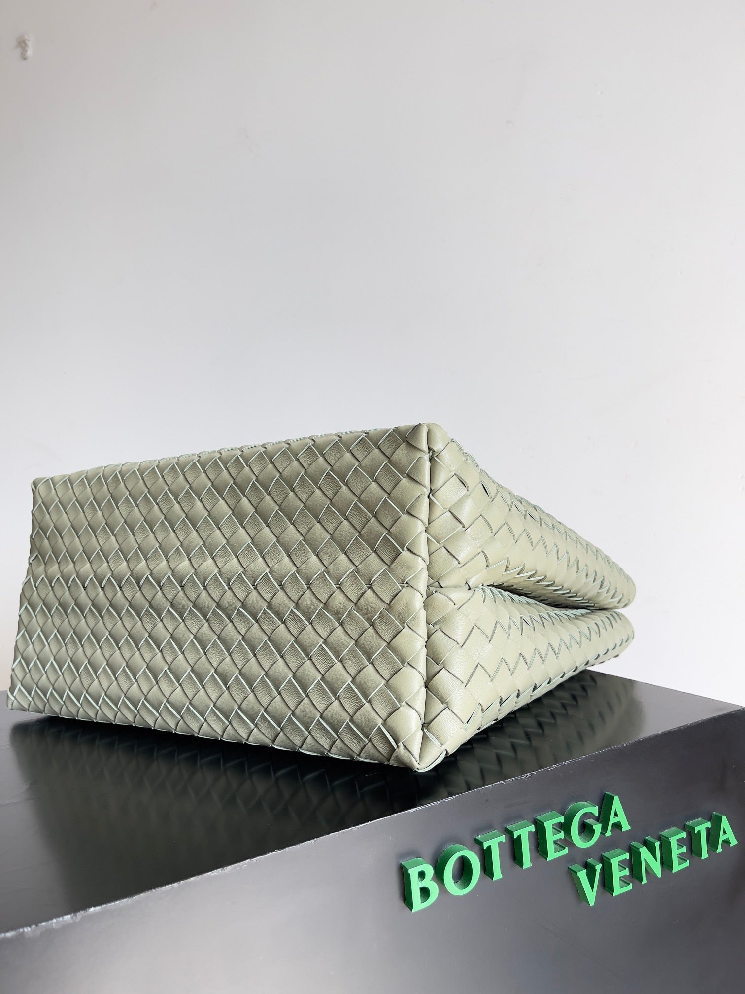 Bottega Veneta 2026 Andiamo Bag 45cm Green Nappa Leather