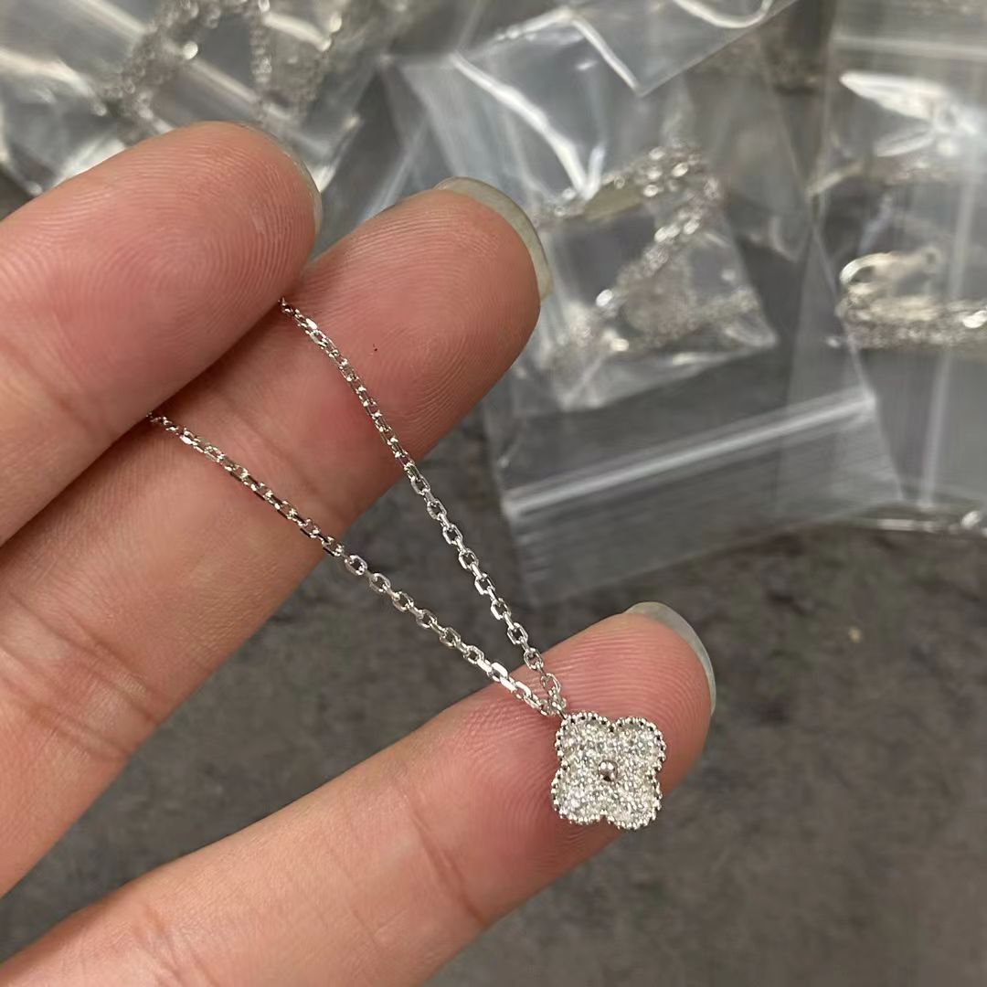 VCA Necklace