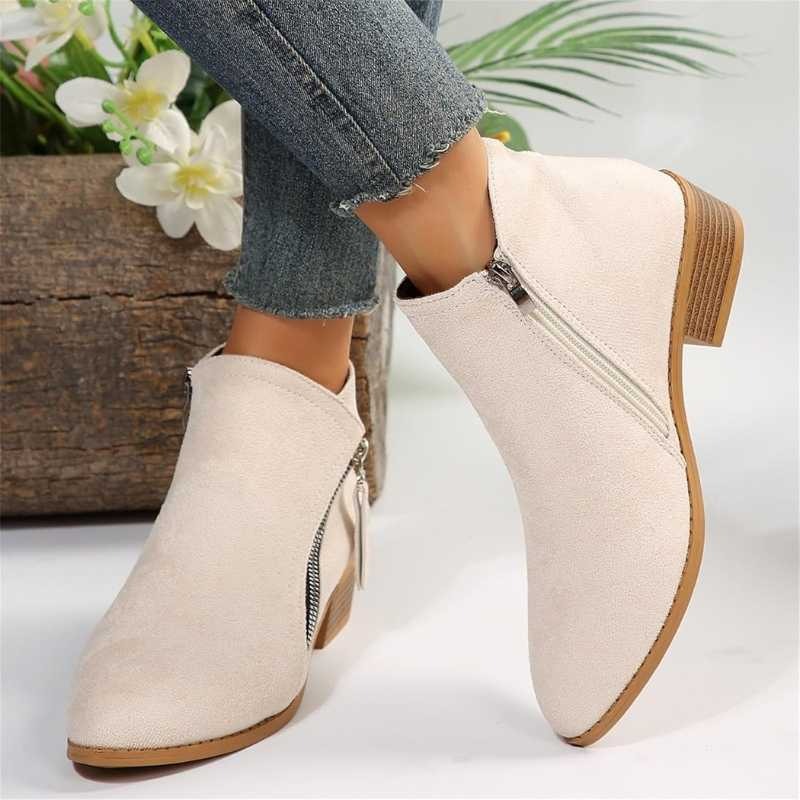 Vesta™ Wildleder-Stiefeletten #VEV33564