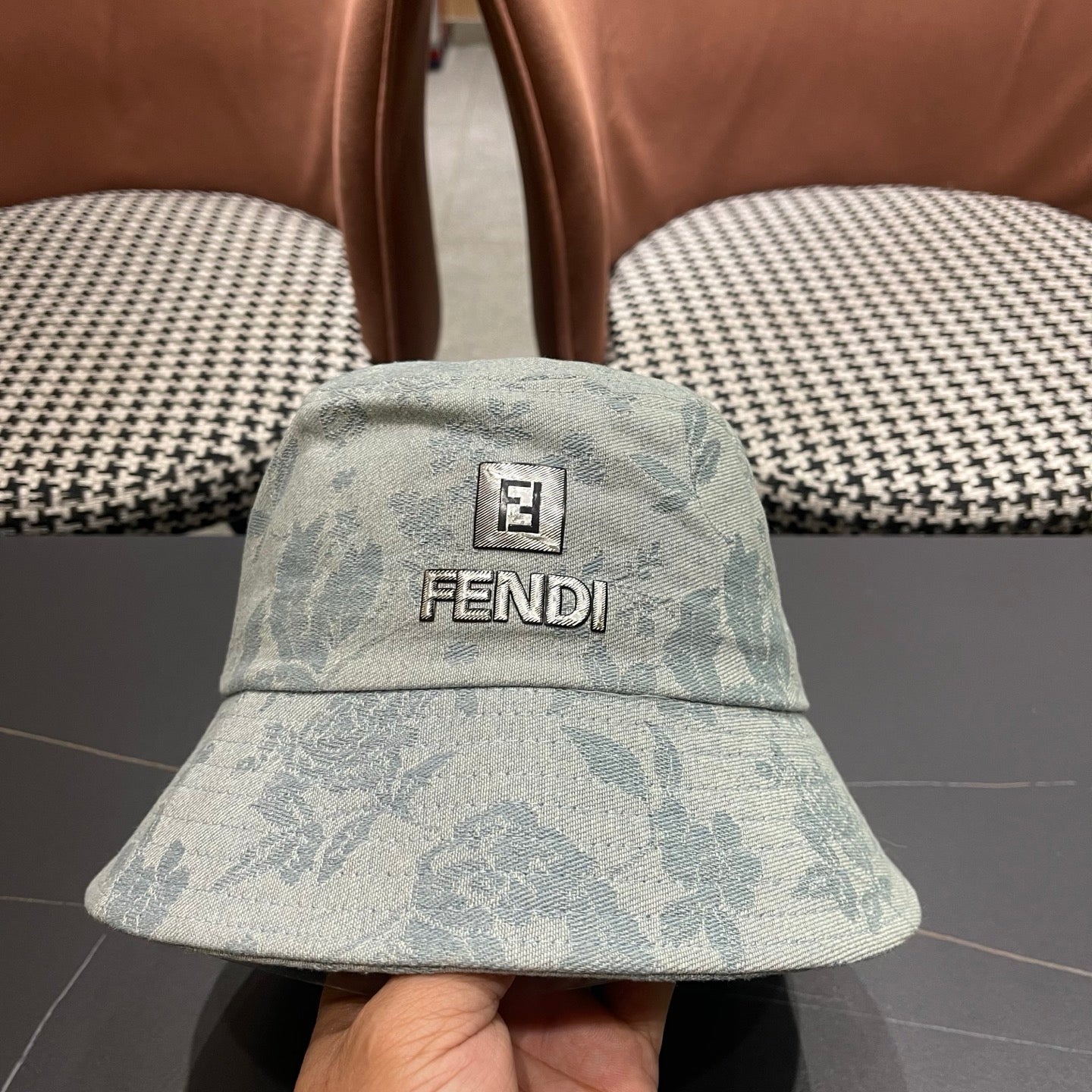 Fendi Embroidered Logo Bucket Hat 221107
