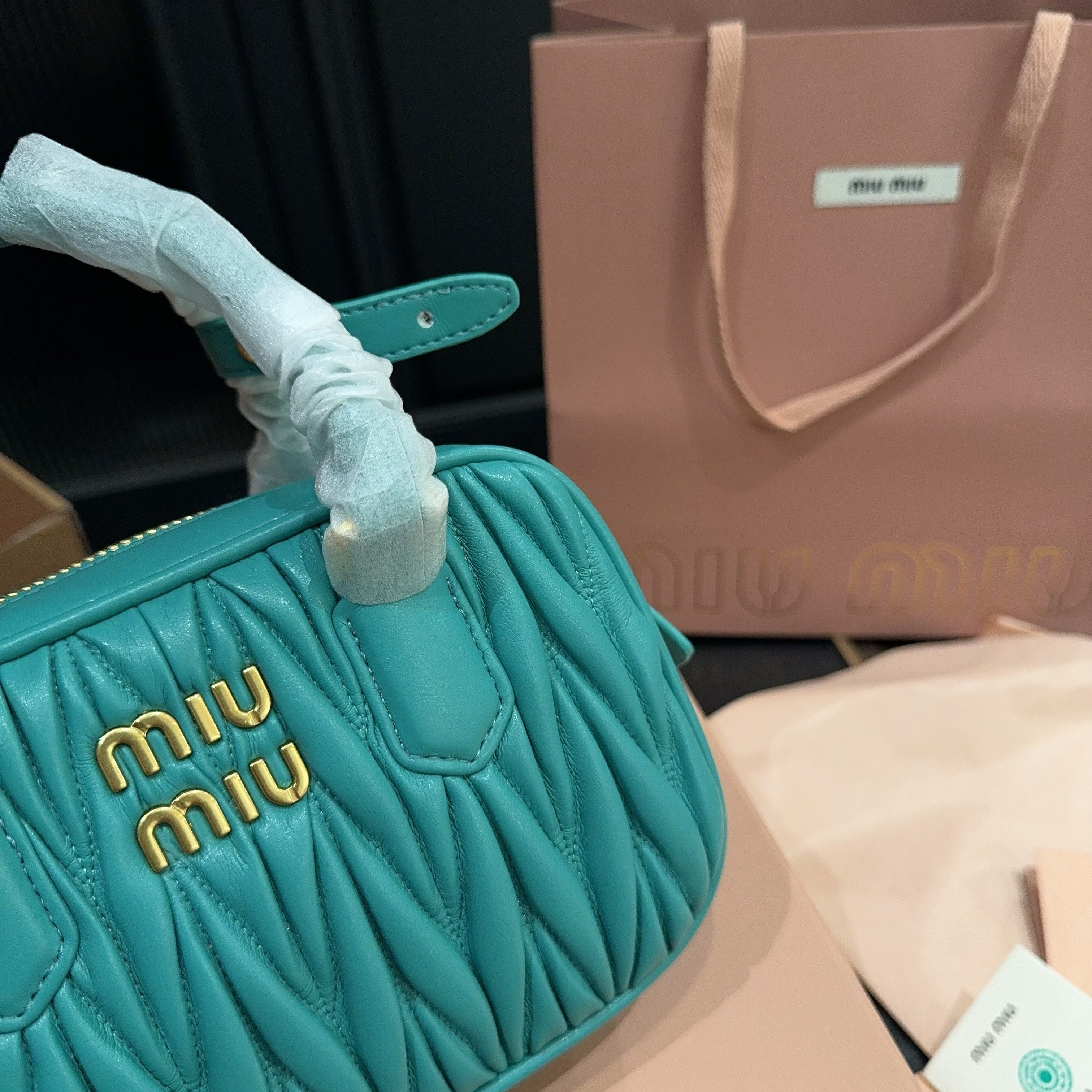 ARCADIE MATELASSÃ‰ BAG 20 IN HIPPIE BLUE LAMBSKIN GOLD HARDWARE