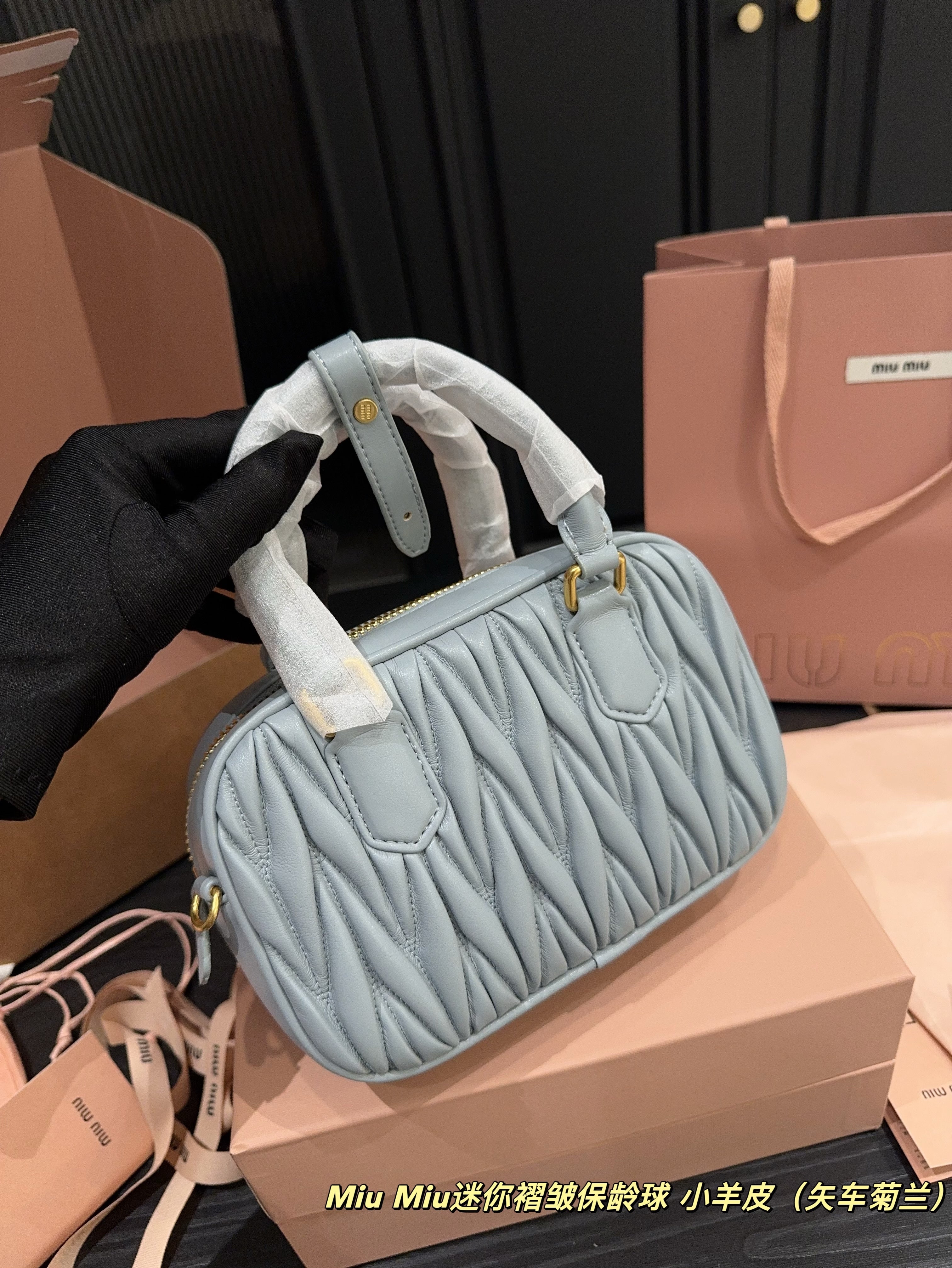 ARCADIE MATELASSÃ‰ BAG 20 IN GREY LAMBSKIN GOLD HARDWARE
