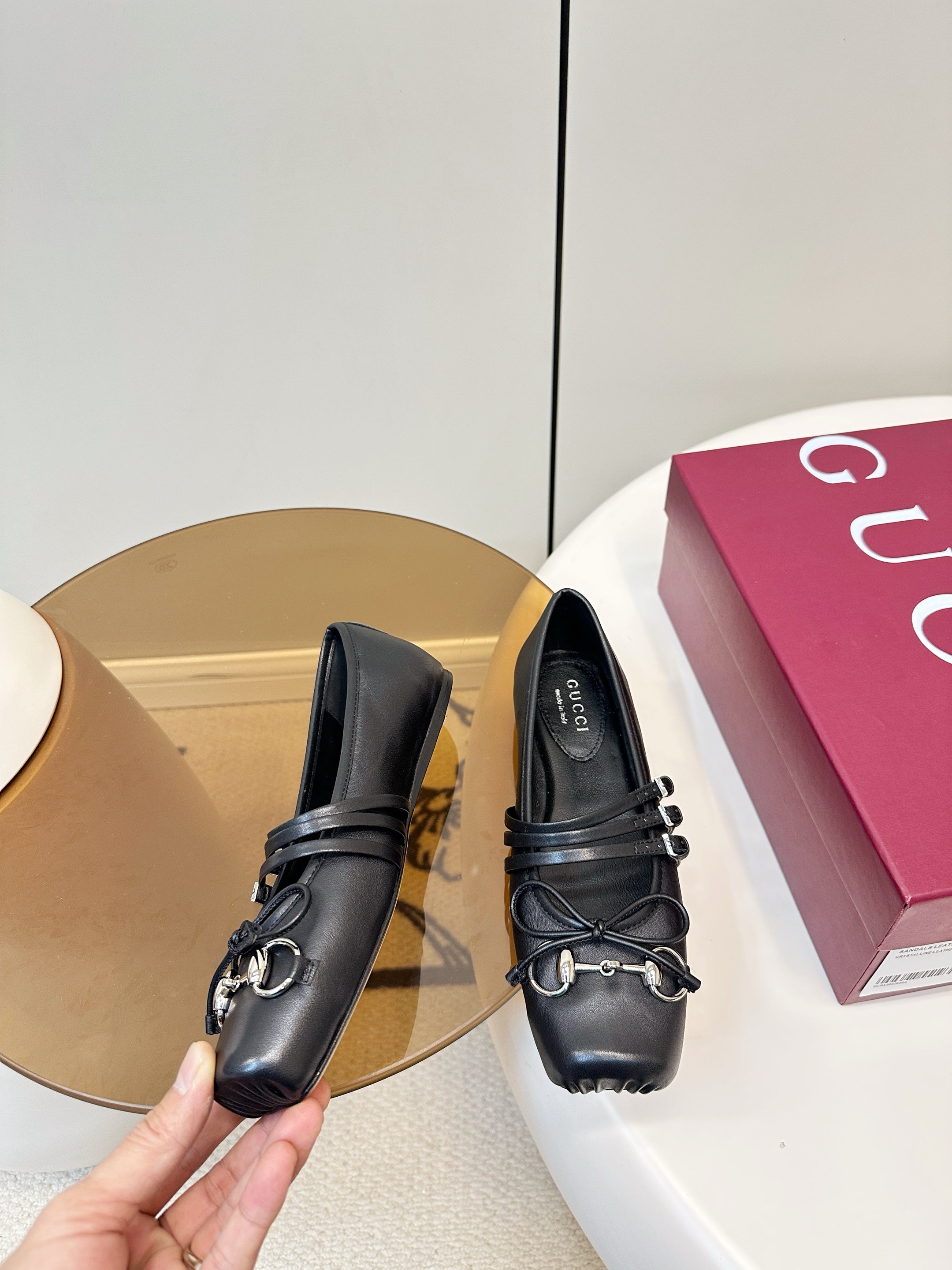 GG 26SS Ballet Flats Black Sheepskin 645707