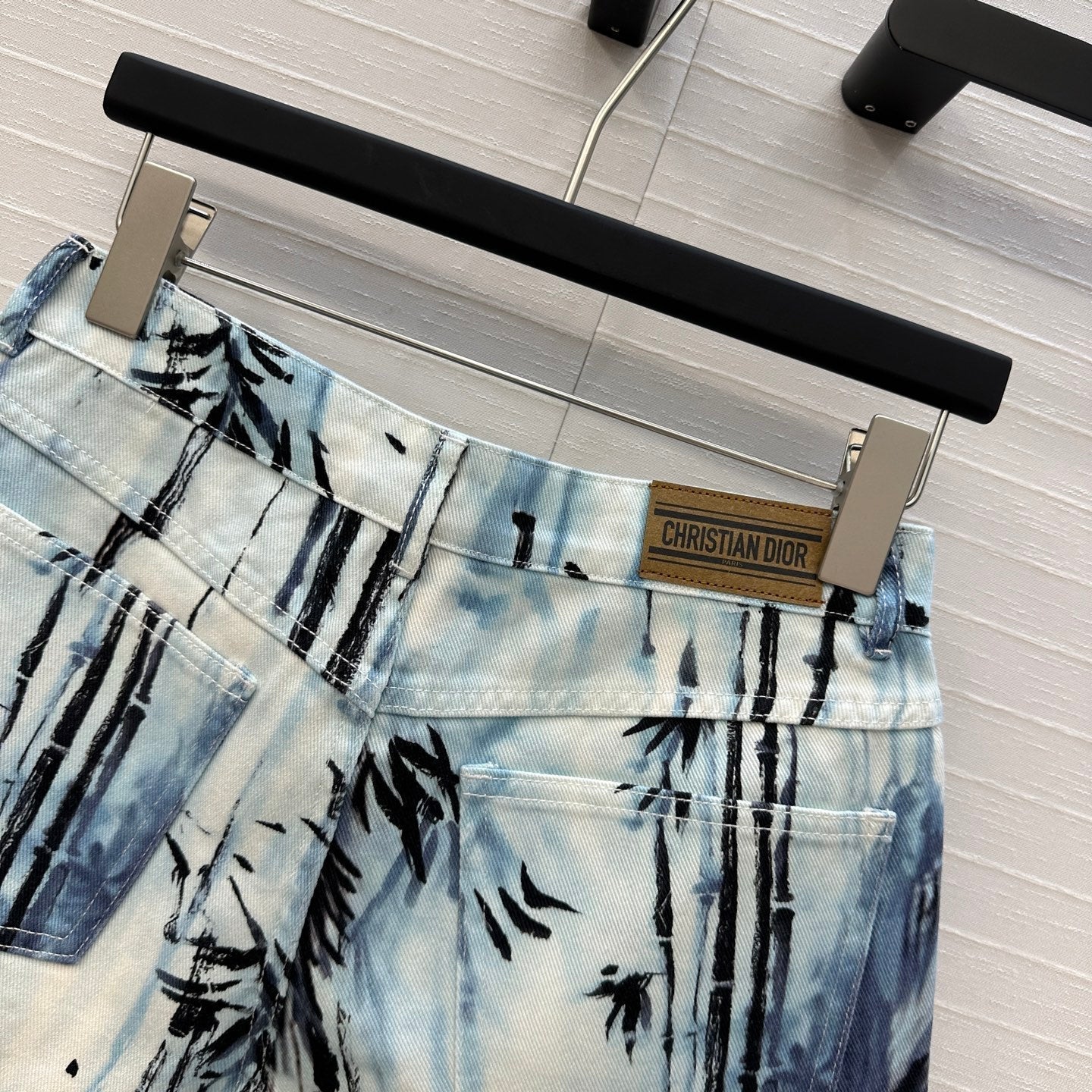 CD 25 Denim Short White Blue Black Cotton