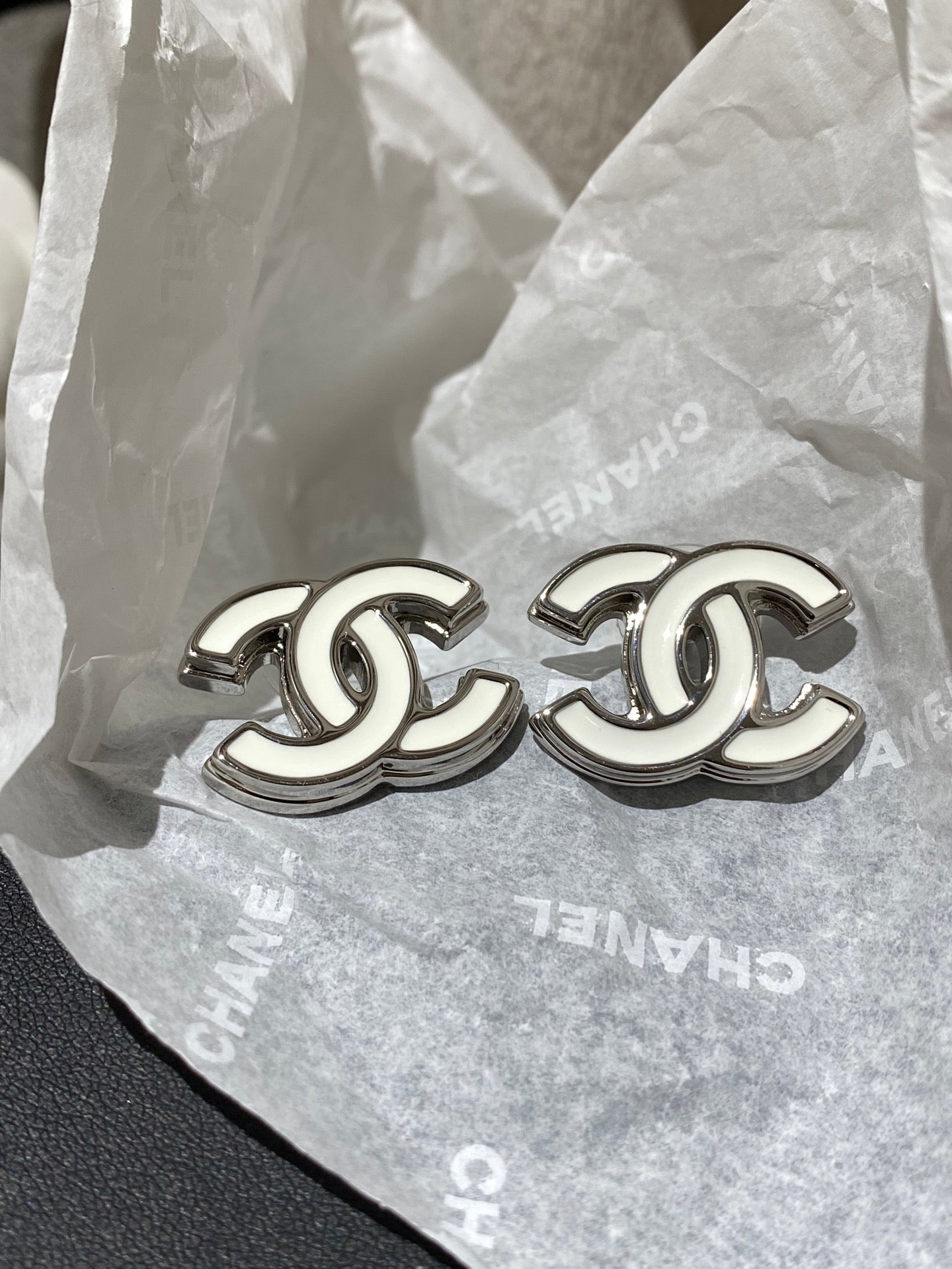 CC Classic White Sliver Enamel Double C Earrings