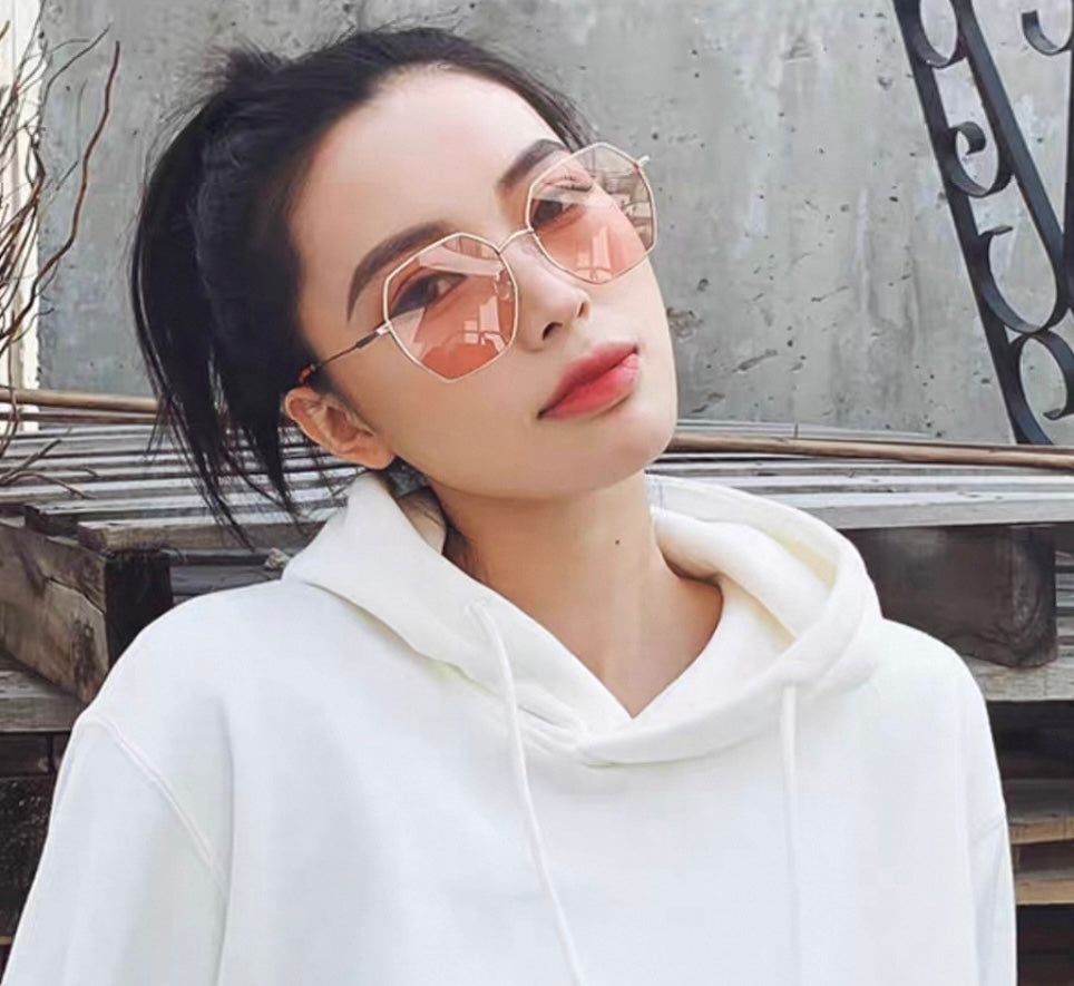 Chanel Sunglasses 558391