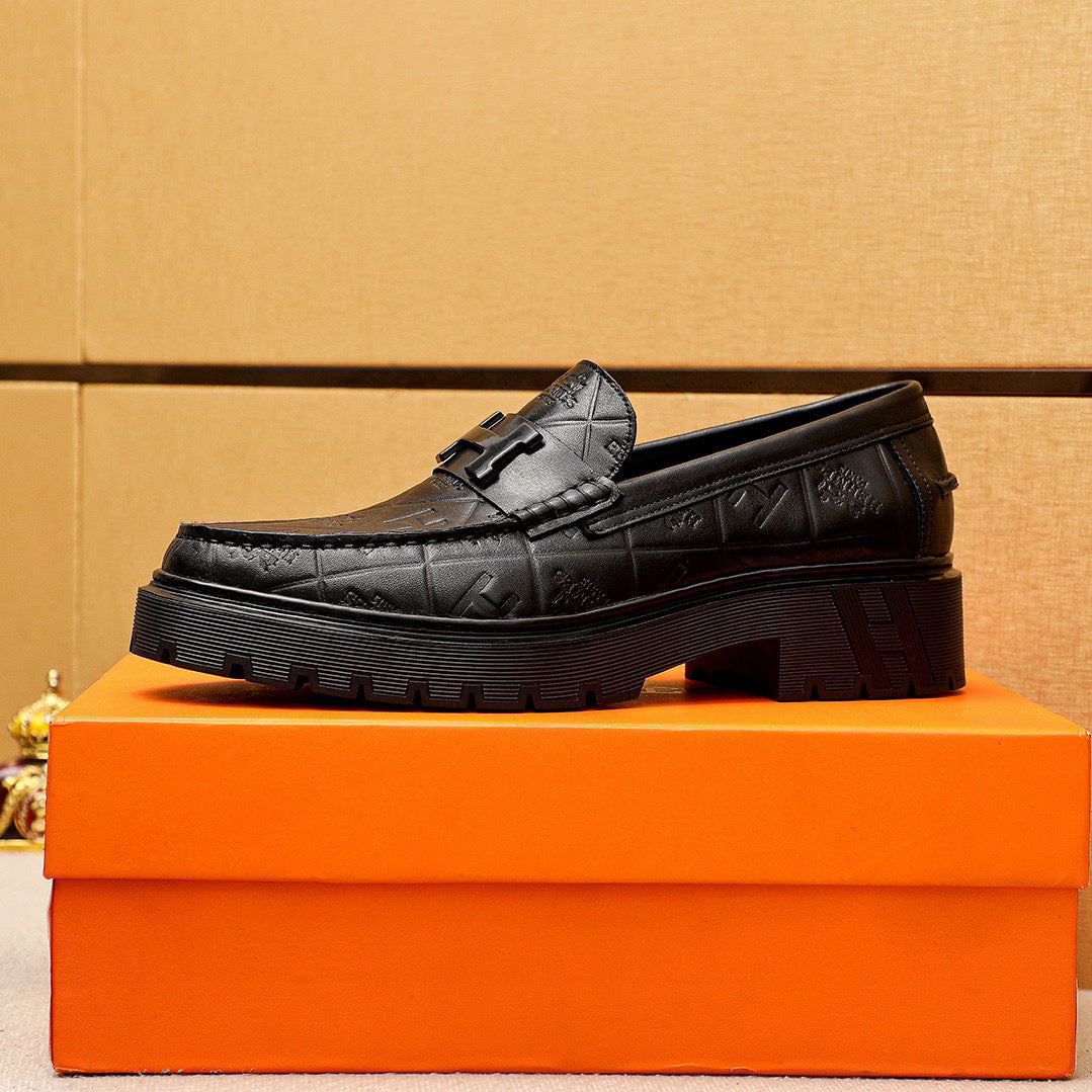 HM Men's Moccasins Loafer Black Calfskin Embossed 710912