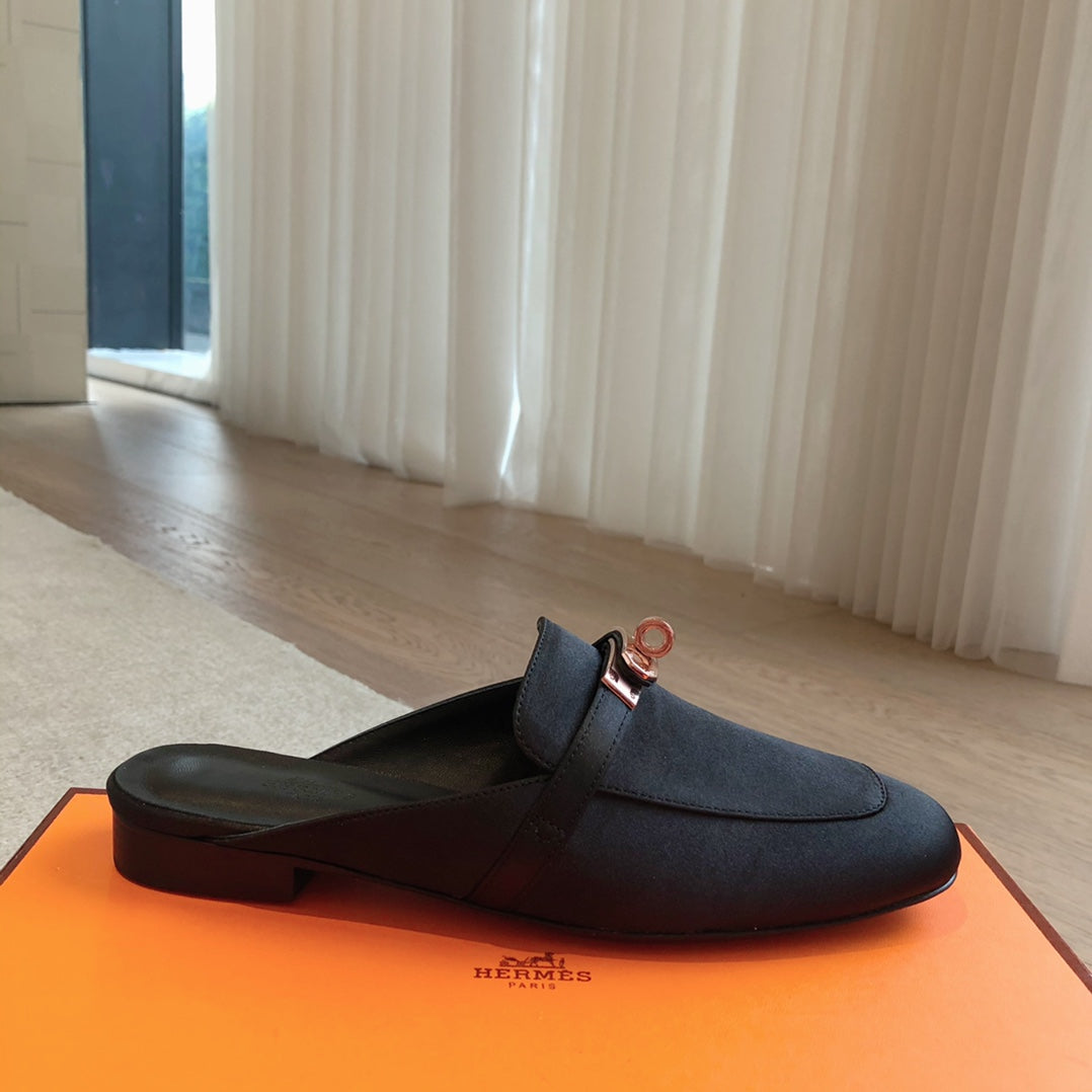 HM OZ Mule Black Suede 756852