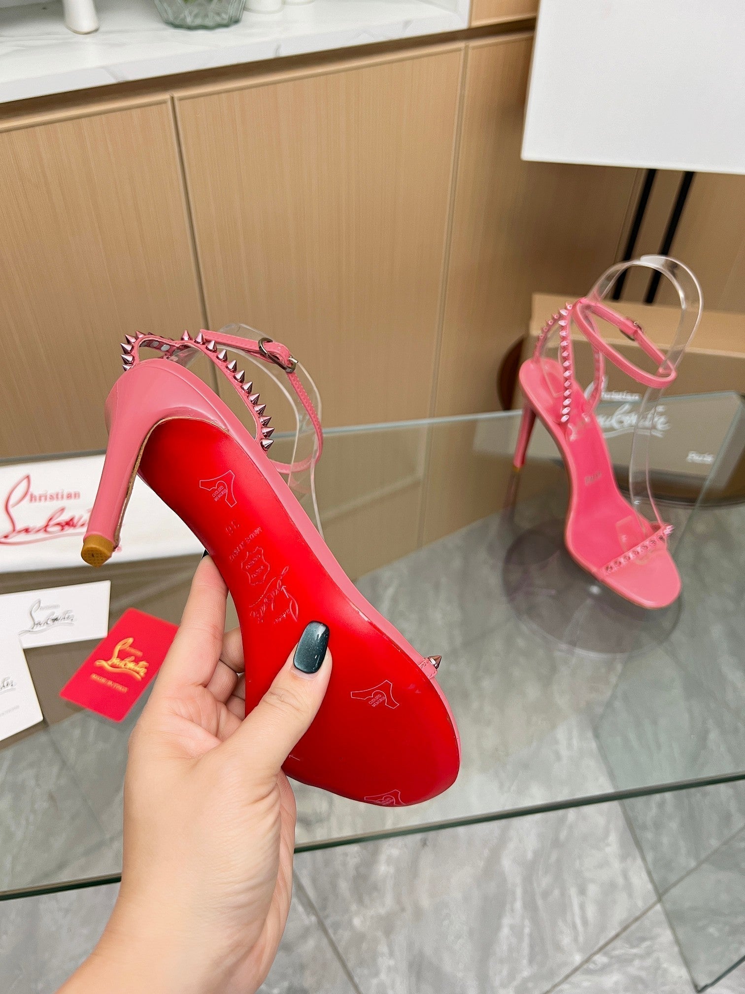 CL So Me 105 mm Strappy Sandal Pink Imported Rivets with Sheepskin 251022