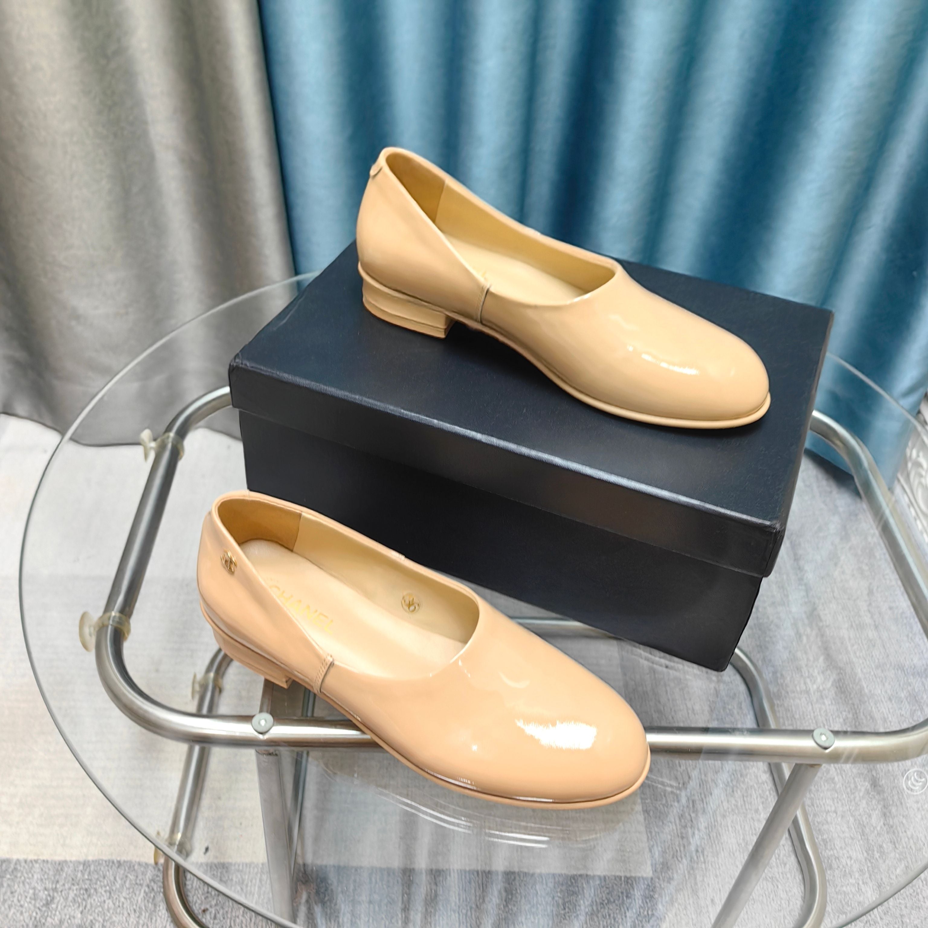 CC 25C Loafer Beige Patent Calfskin
