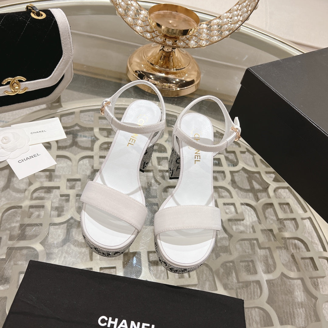 CC 25C 10CM Mid Heed Sandals White Fabric 213325