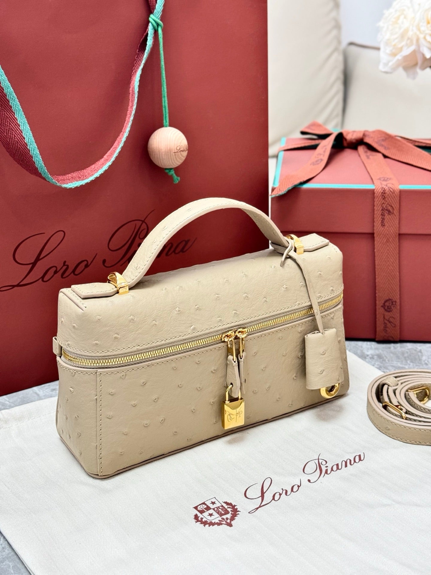 LP 2026 Extra Bag L23 Beige Ostrich Leather With Gold Hardware