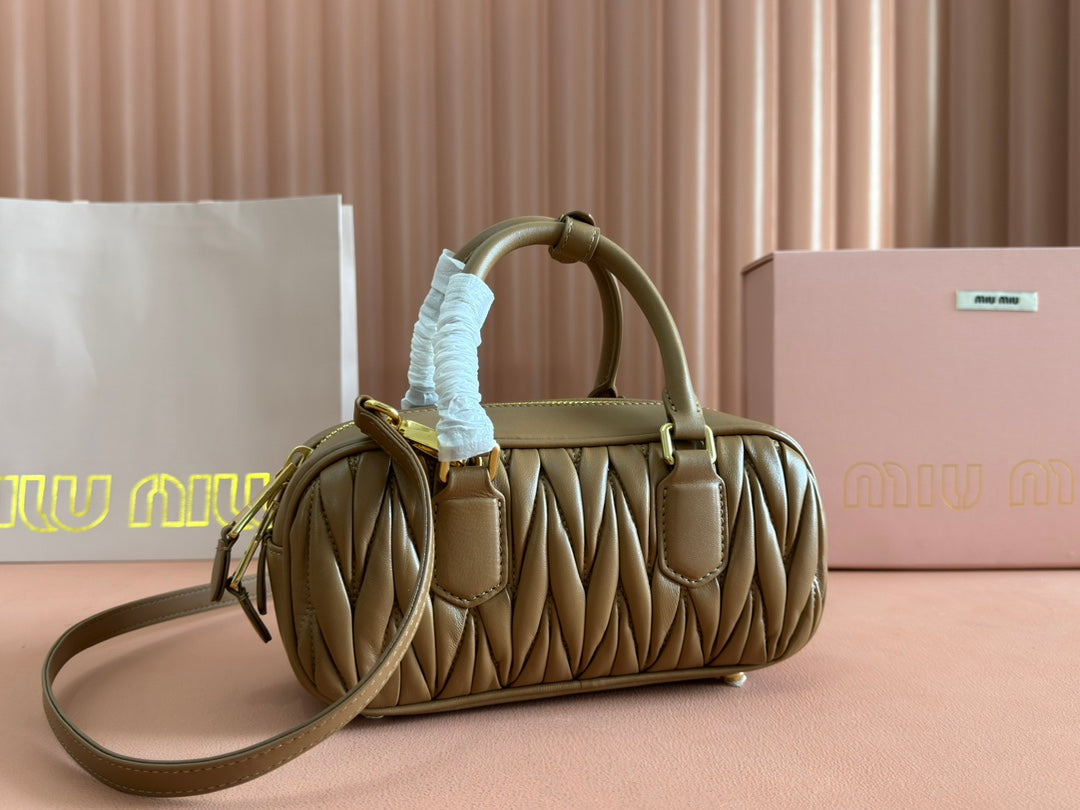 ARCADIE MATELASSÃ‰ BAG 22 IN TAWNY BROWN GLOSSY LAMBSKIN