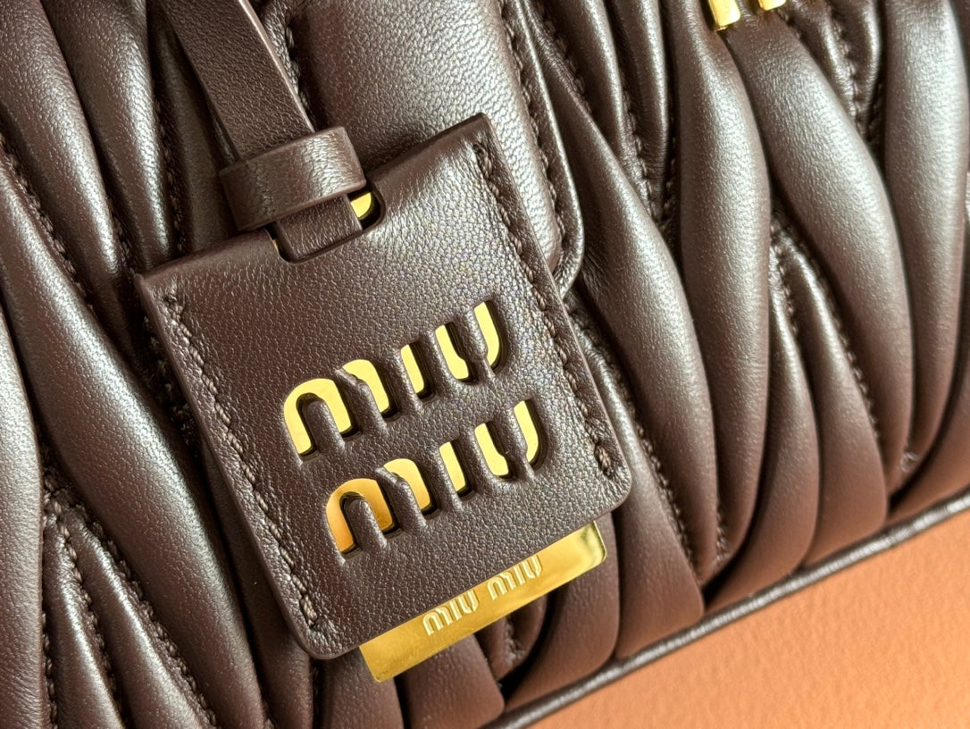 ARCADIE MATELASSÃ‰ BAG 27 IN CONGO BROWN CALFSKIN GOLD HARDWARE