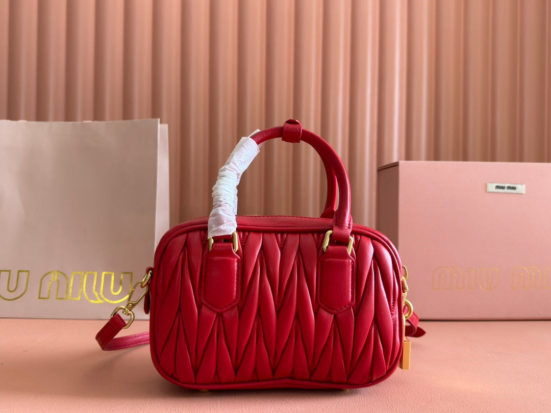 ARCADIE MATELASSÃ‰ BAG 19 IN CERISE RED CALFSKIN GOLD HARDWARE