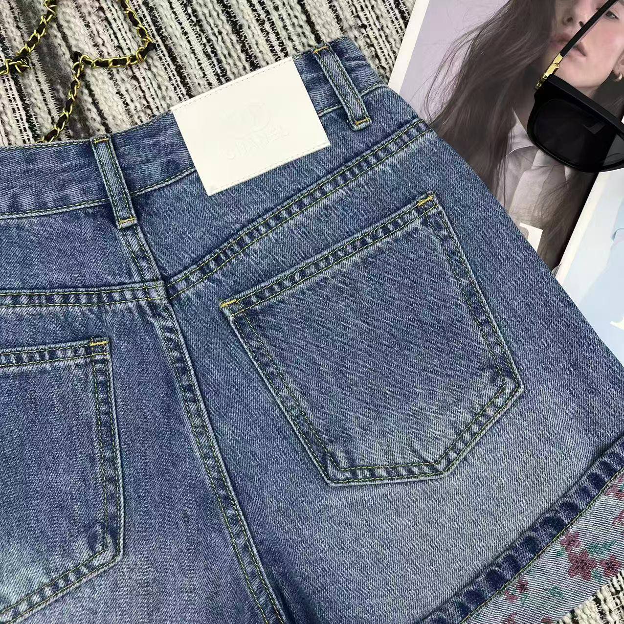 Chanel 2026 Short With Floral Embroidered Pattern Blue Cotton 358656